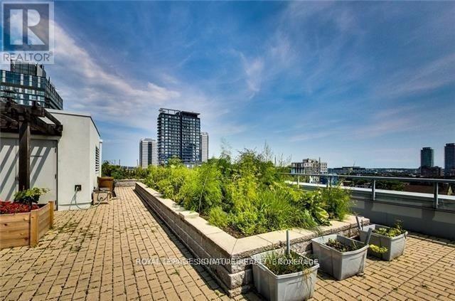 1908 - 25 Cole Street, Toronto, Ontario  M5A 4M3 - Photo 11 - C12440734