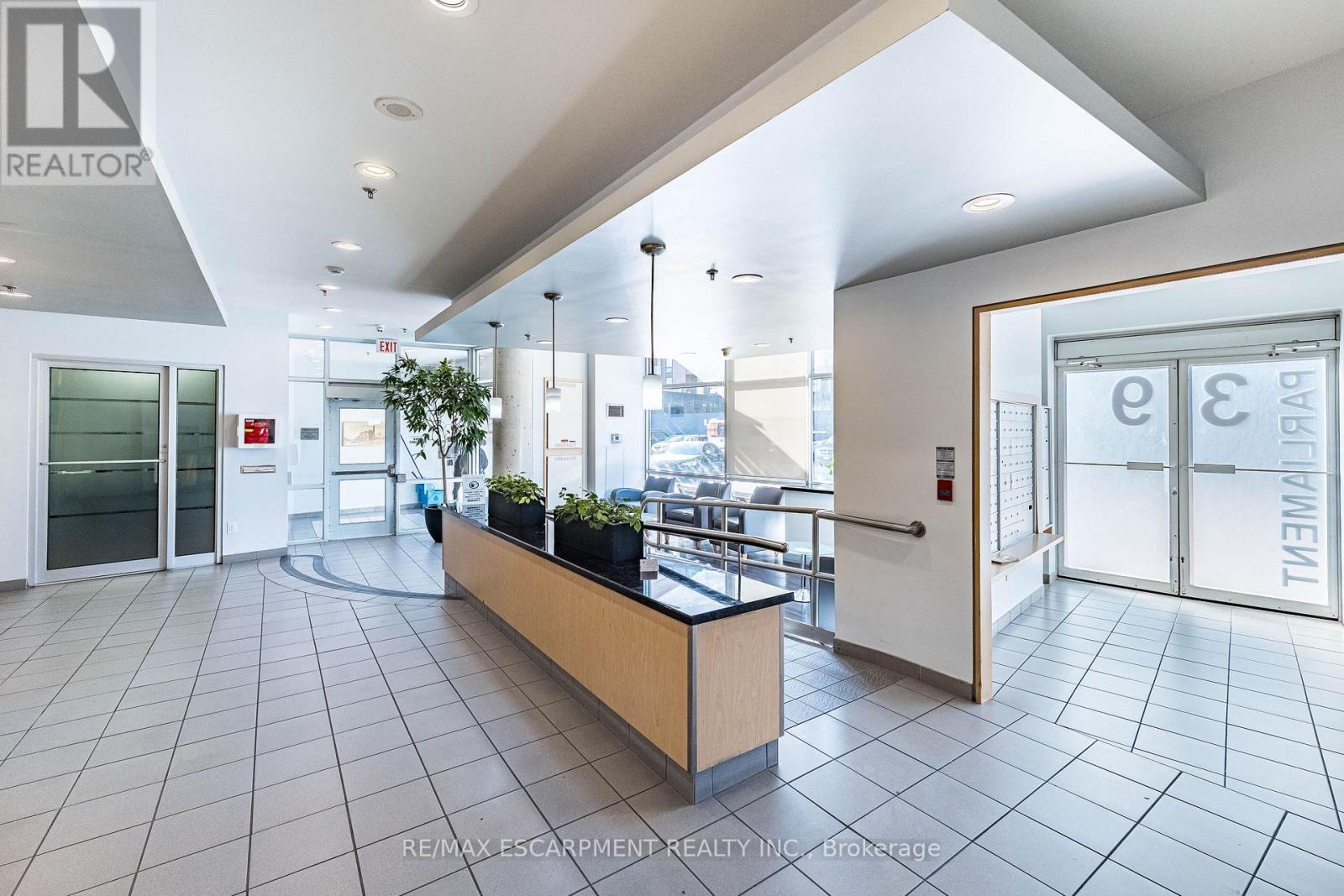 909 - 39 Parliament Street, Toronto, Ontario  M5A 4R2 - Photo 36 - C12440737