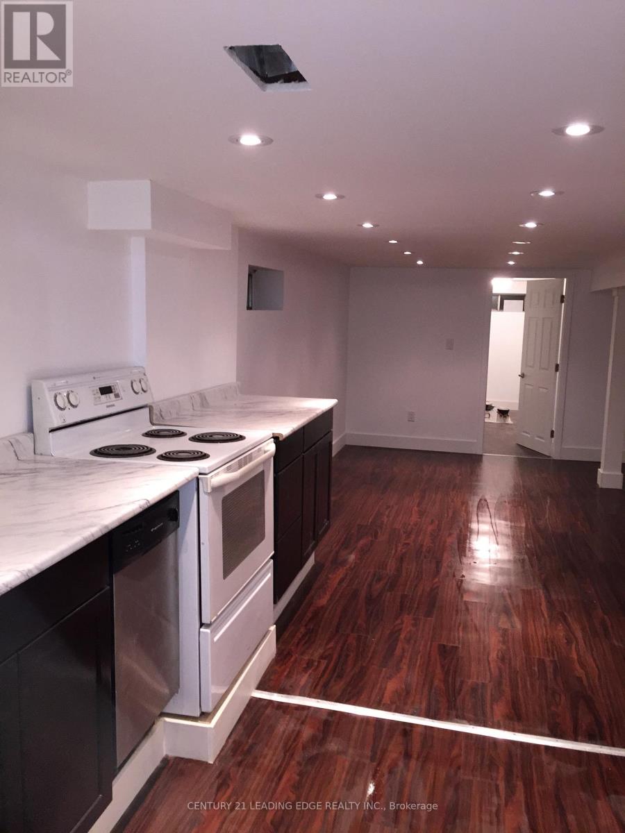 360a Lawrence Avenue W, Toronto, Ontario  M5M 1B7 - Photo 11 - C12440748