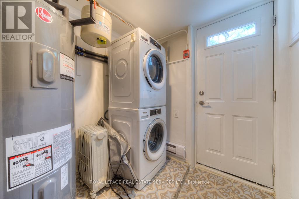 1391 Dundas Street W, Toronto, Ontario  M6J 1Y4 - Photo 11 - C12440754