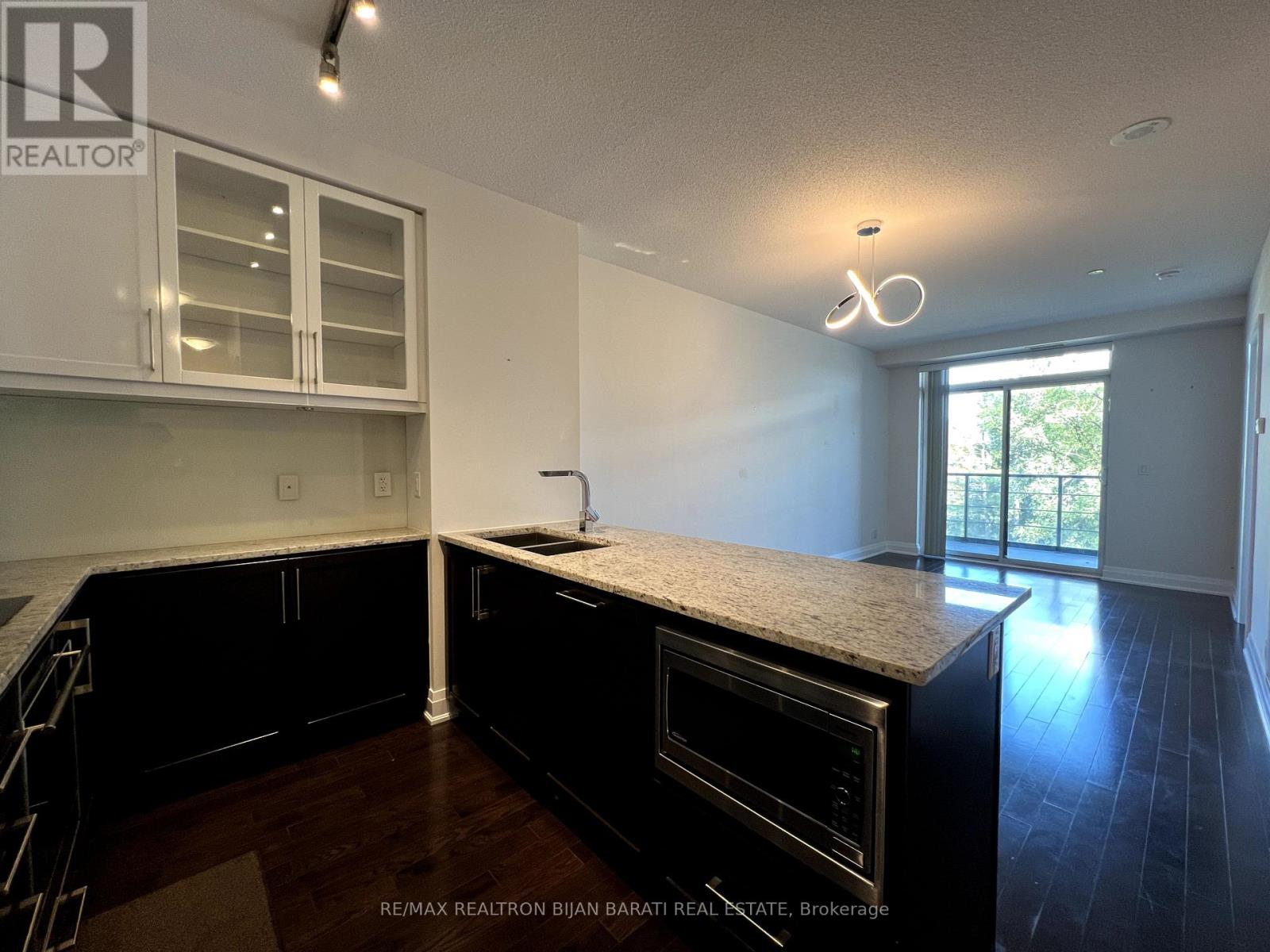 502 - 21 Clairtrell Road, Toronto, Ontario  M2N 0G8 - Photo 2 - C12440756