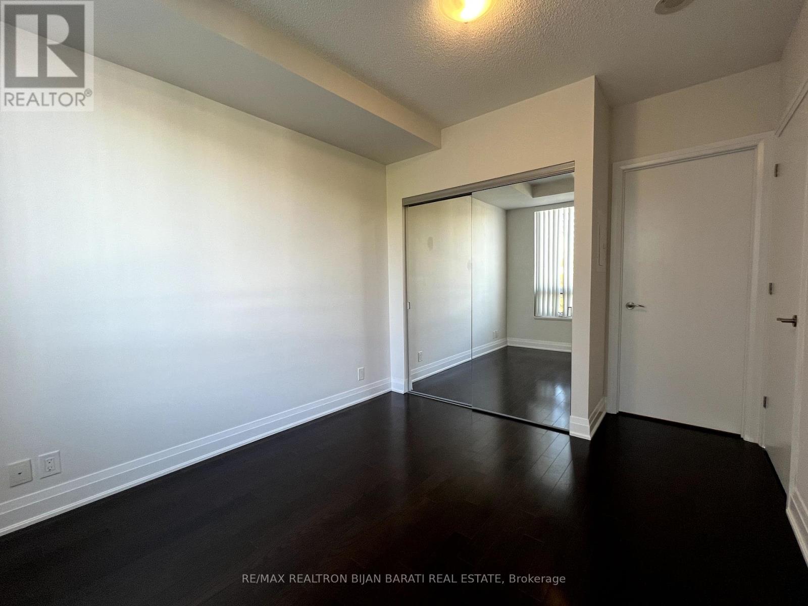 502 - 21 Clairtrell Road, Toronto, Ontario  M2N 0G8 - Photo 8 - C12440756