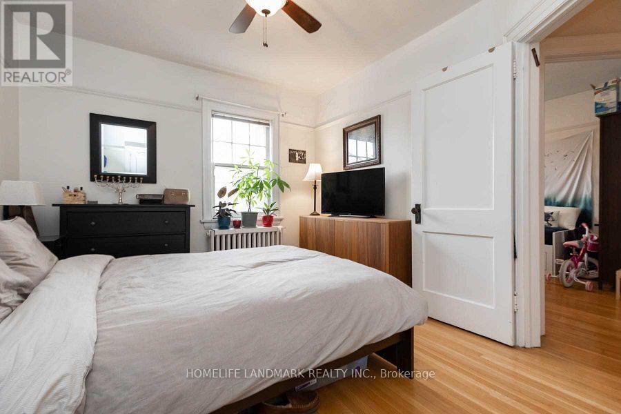 Main - 969 Avenue Road, Toronto, Ontario  M5P 2K9 - Photo 4 - C12440777