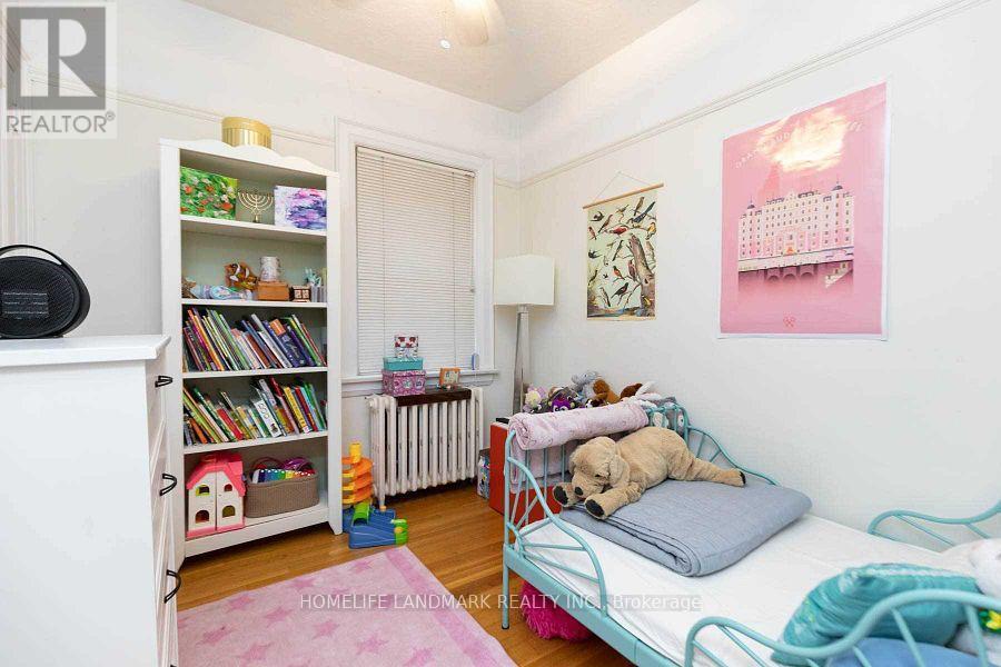 Main - 969 Avenue Road, Toronto, Ontario  M5P 2K9 - Photo 8 - C12440777