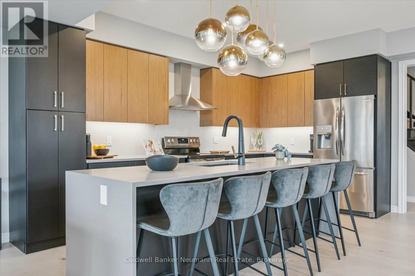 43 Everton Drive, Guelph, Ontario  N1E 0R9 - Photo 6 - X12440024