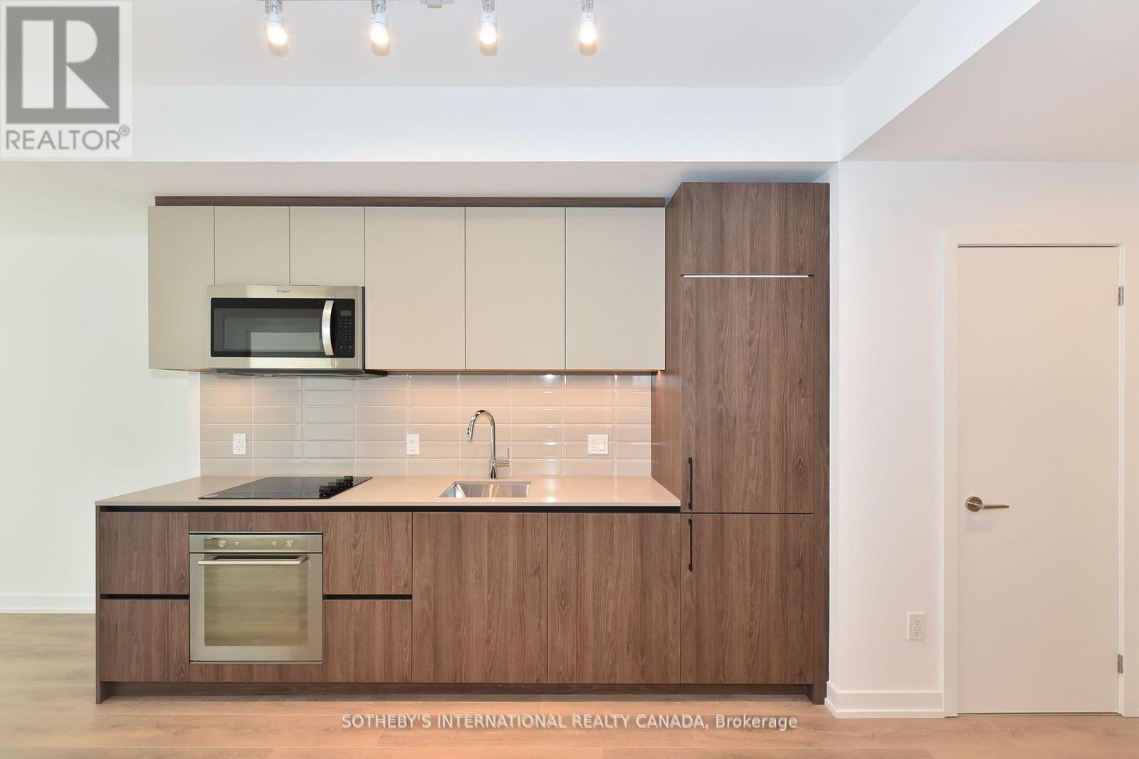 526 - 150 Logan Avenue, Toronto, Ontario  M4M 0E4 - Photo 13 - E12440668