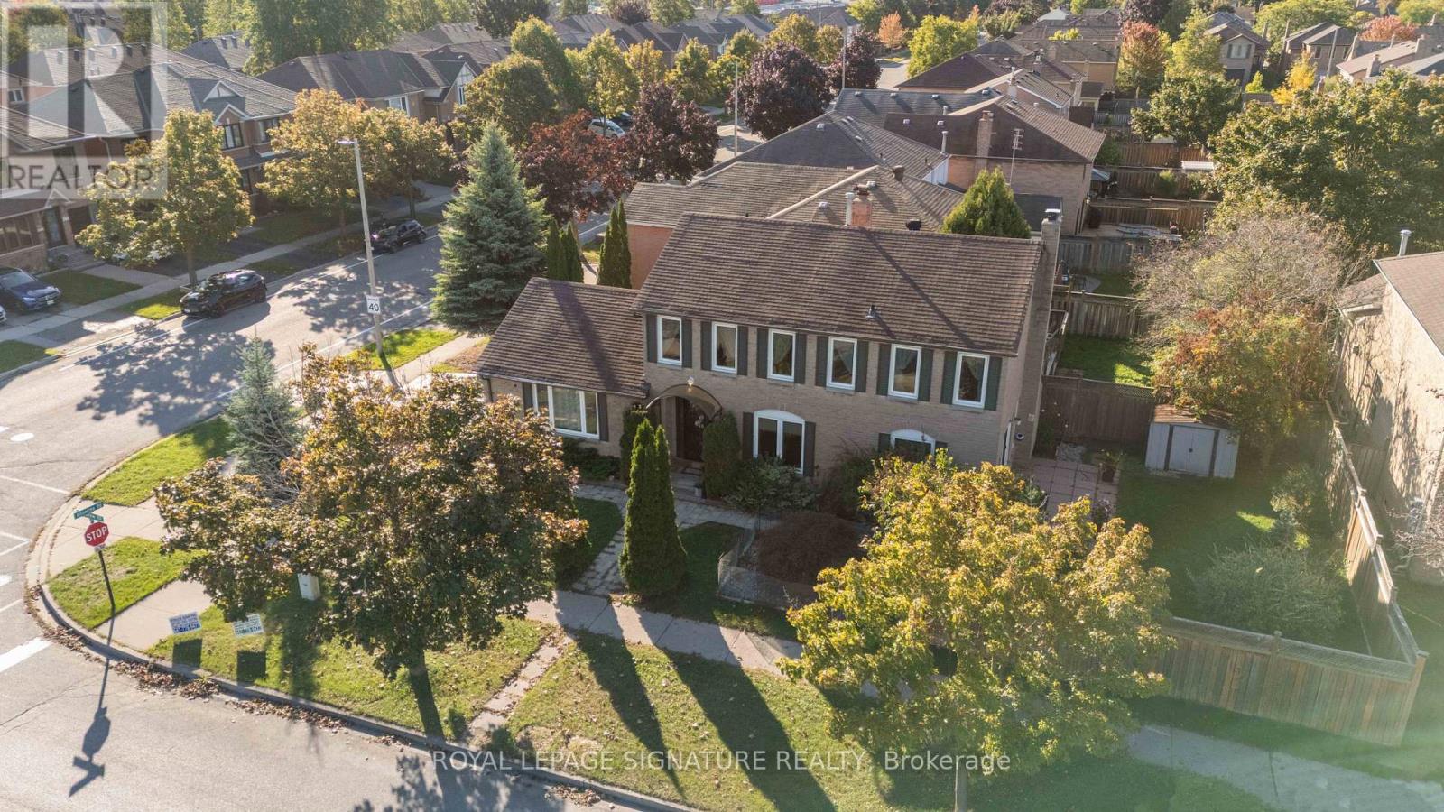 1556 Amberlea Road, Pickering, Ontario  L1V 4V8 - Photo 2 - E12440704