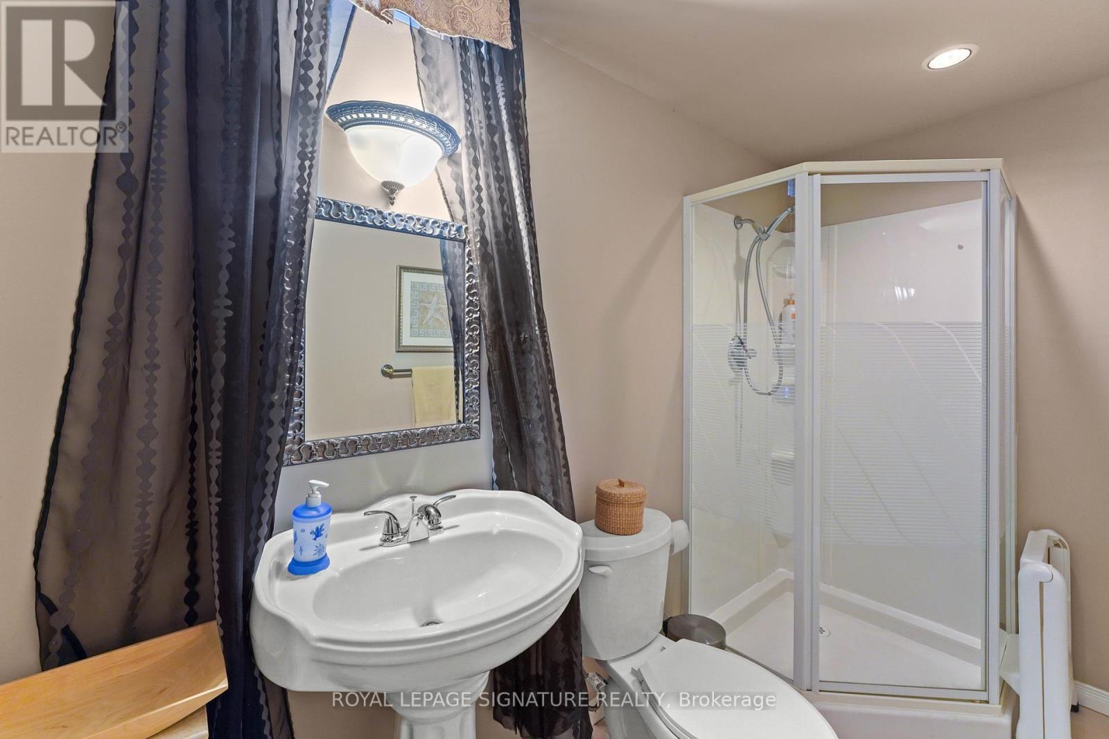 1556 Amberlea Road, Pickering, Ontario  L1V 4V8 - Photo 39 - E12440704