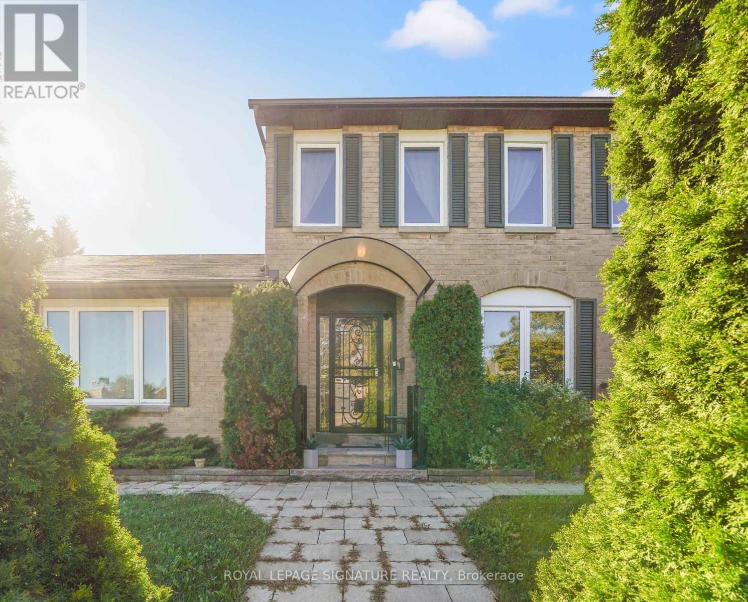 1556 Amberlea Road, Pickering, Ontario  L1V 4V8 - Photo 4 - E12440704