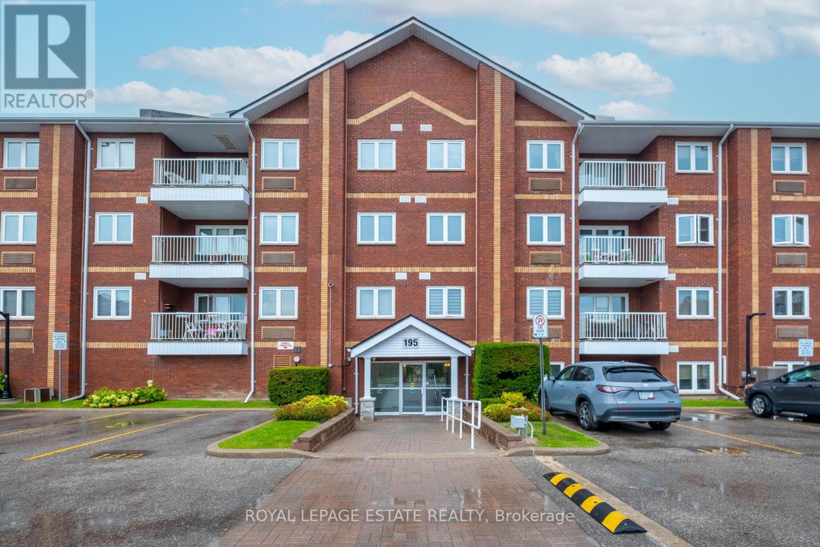 414 - 195 Lake Driveway W, Ajax, Ontario  L1S 7H8 - Photo 4 - E12440727