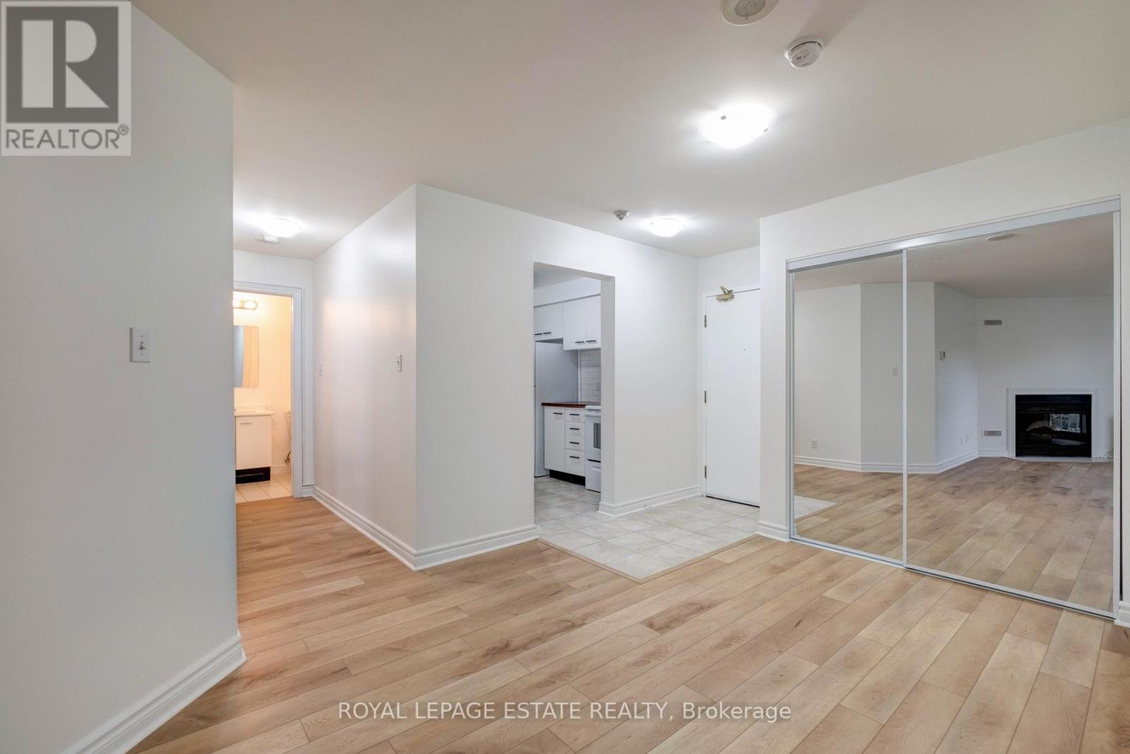 414 - 195 Lake Driveway W, Ajax, Ontario  L1S 7H8 - Photo 5 - E12440727