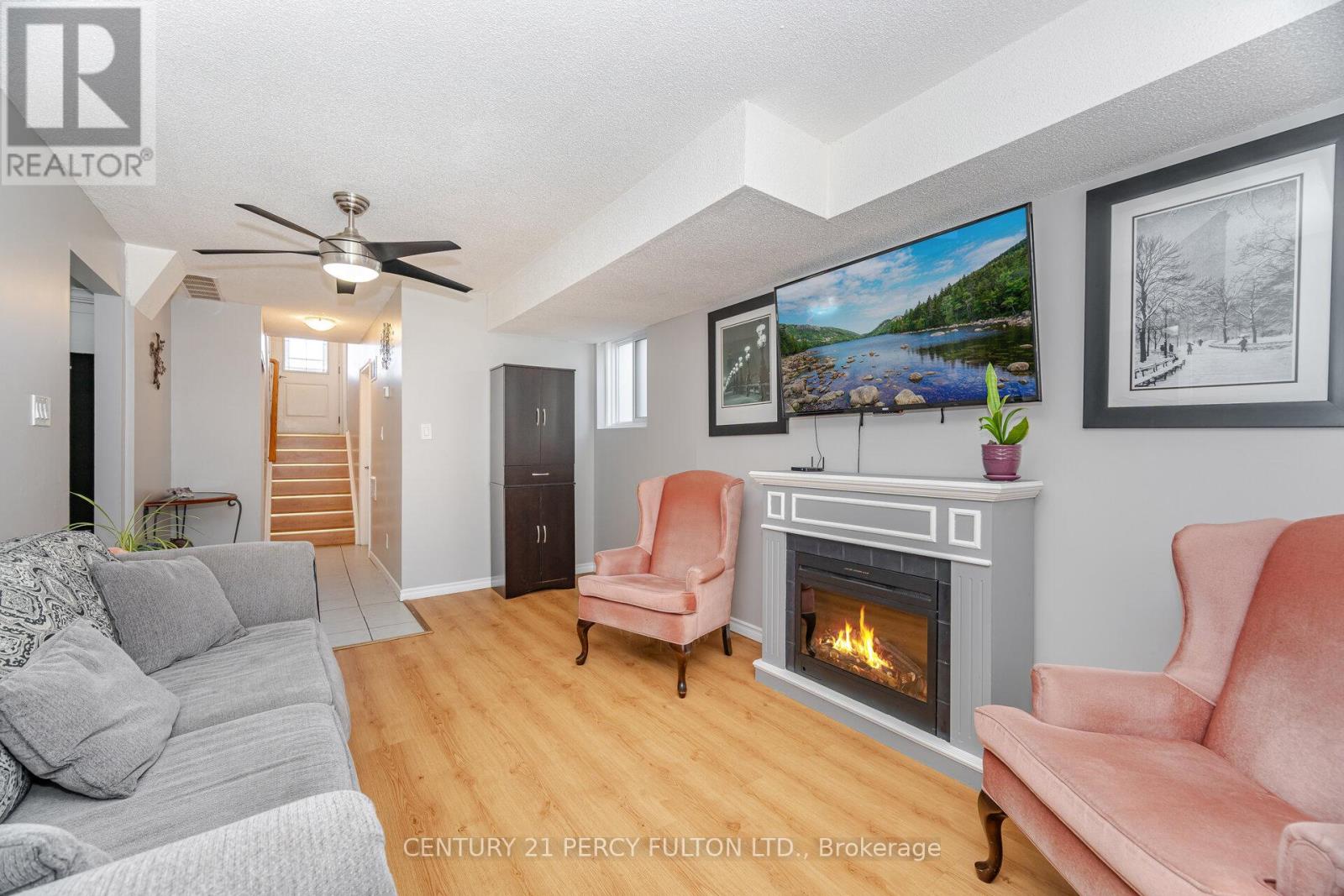 30 Firwood Avenue, Clarington (Courtice), Ontario  L1E 1P9 - Photo 5 - E12440728