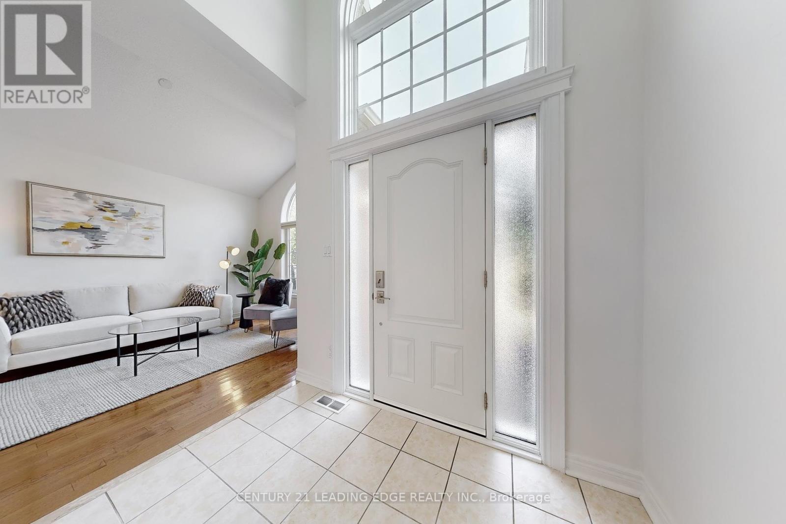 320 Waterbury Crescent, Scugog, Ontario  L9L 1T2 - Photo 2 - E12440738