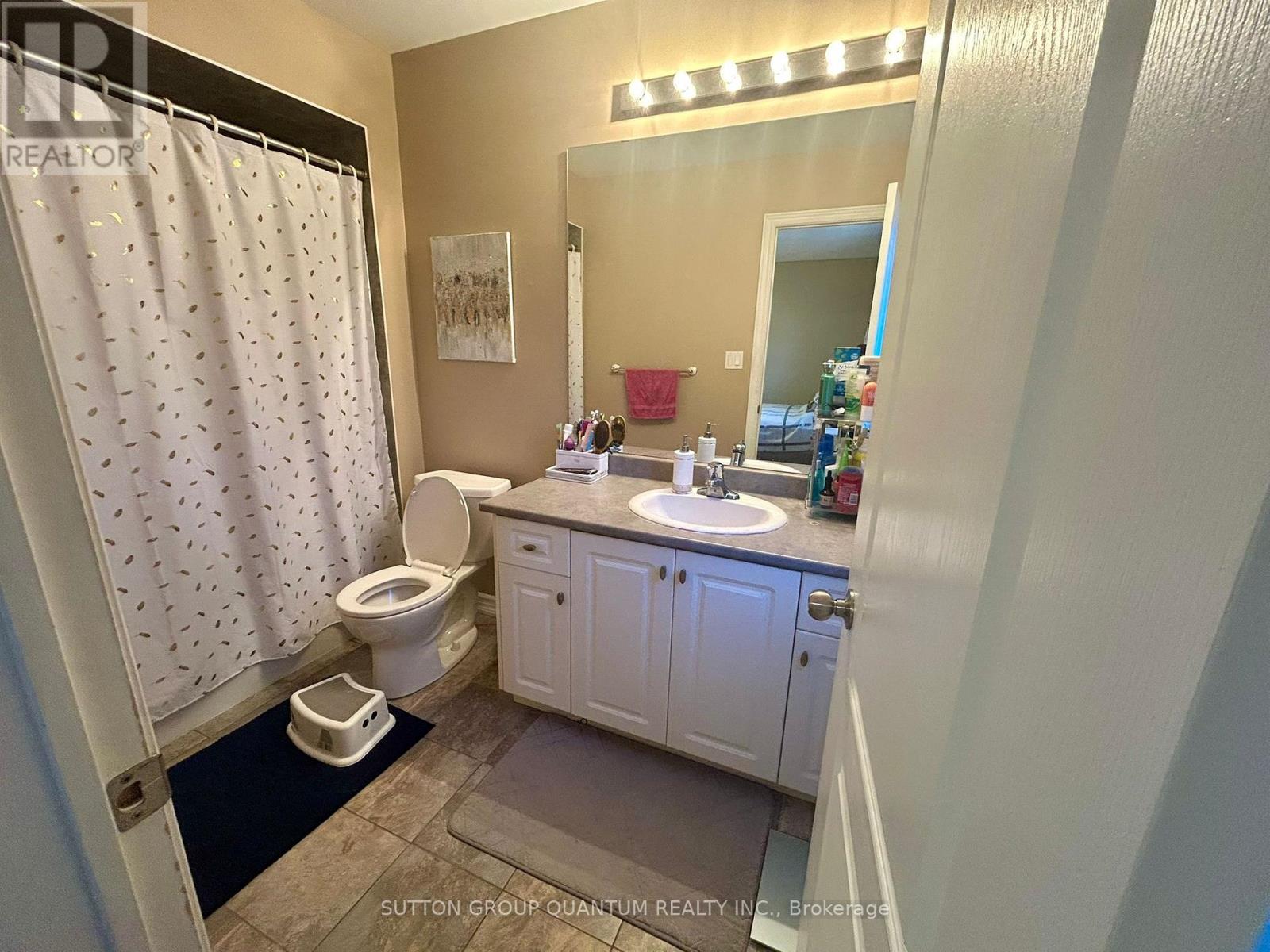 715 Grandview Street N, Oshawa, Ontario  L1K 2K1 - Photo 8 - E12440780
