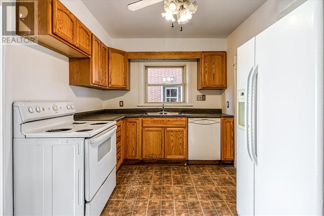 221 Kingsmount Boulevard, Sudbury, Ontario  P3E 1L1 - Photo 7 - 2125025