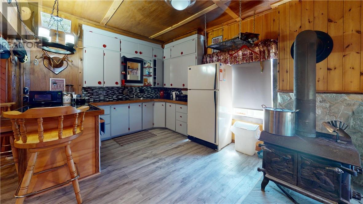 622 Campbell Rd, Evansville, Ontario  P0P 1E0 - Photo 23 - 2122240