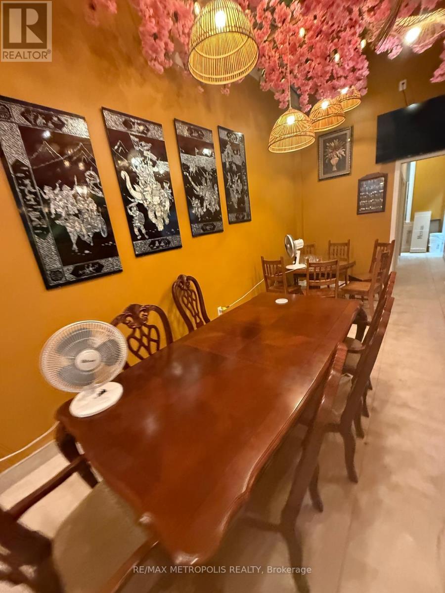 20 - 180 Steeles Avenue W, Vaughan (Crestwood-Springfarm-Yorkhill), Ontario  L4J 2L1 - Photo 5 - N12440696