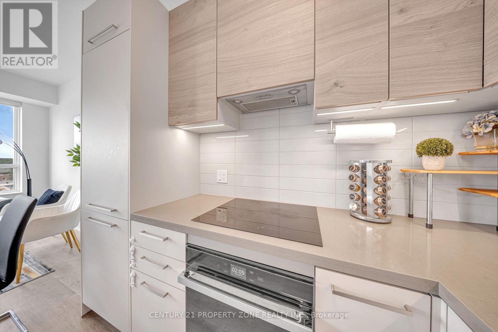 601 - 38 Gandhi Lane, Markham, Ontario  L3T 0G9 - Photo 14 - N12440736