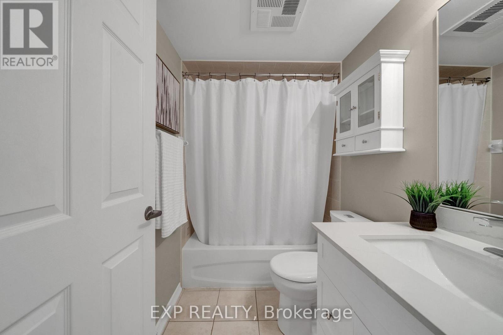 305 - 61 Clarington Boulevard, Clarington, Ontario  L1C 0H6 - Photo 10 - E12440803