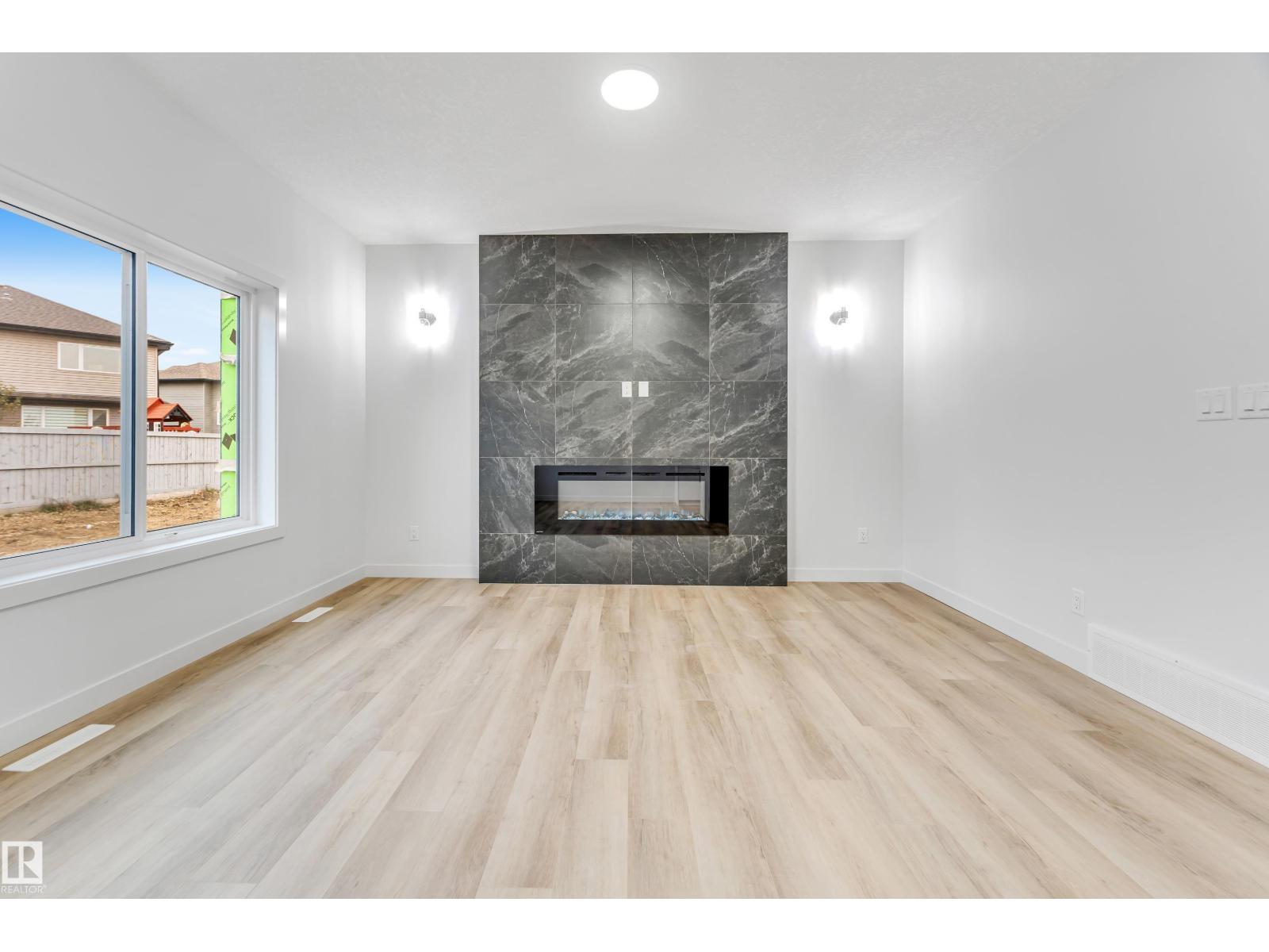 8723 181 Av Nw, Edmonton, Alberta  T5Z 0X2 - Photo 4 - E4460466