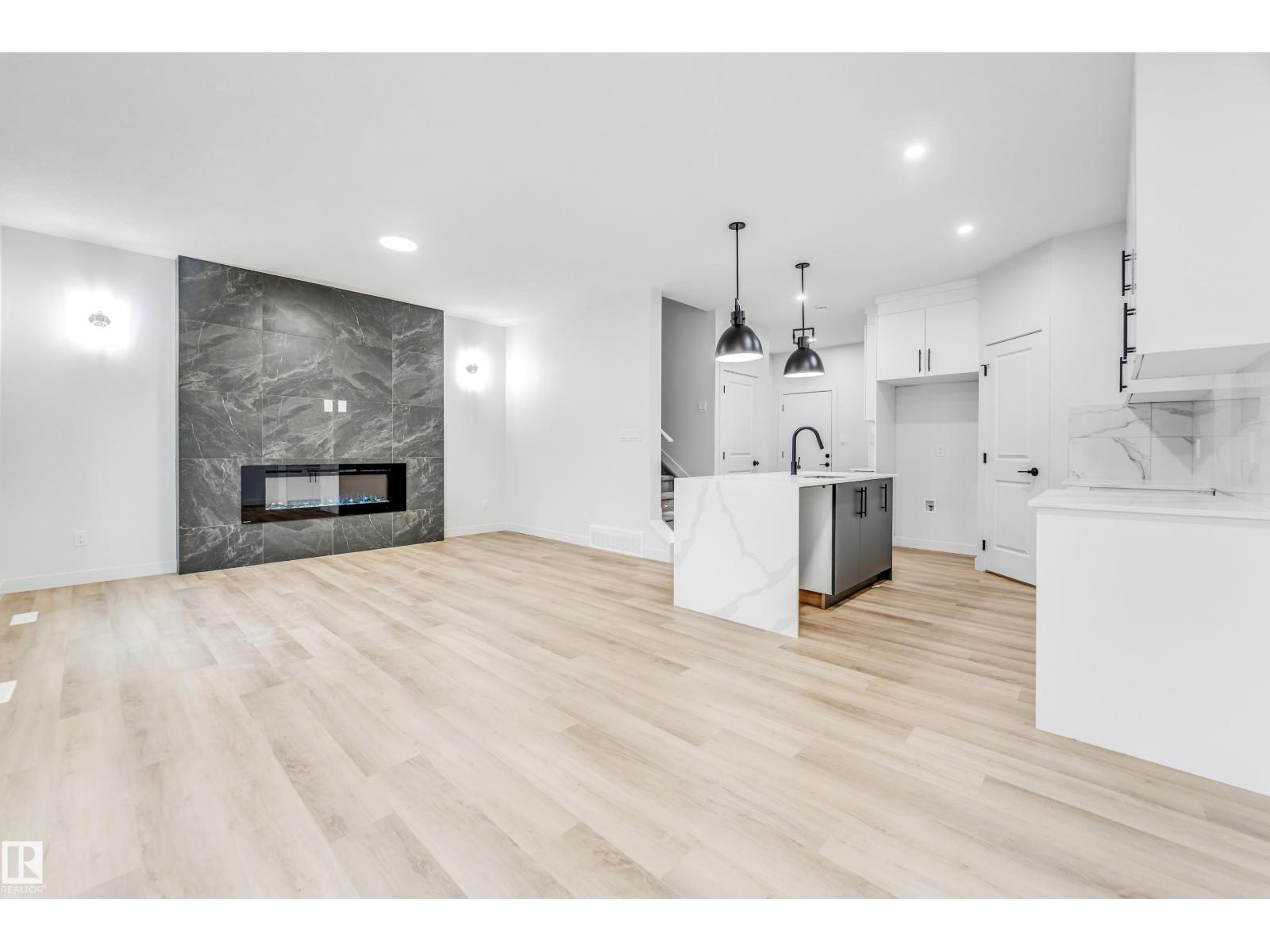 8723 181 Av Nw, Edmonton, Alberta  T5Z 0X2 - Photo 6 - E4460466