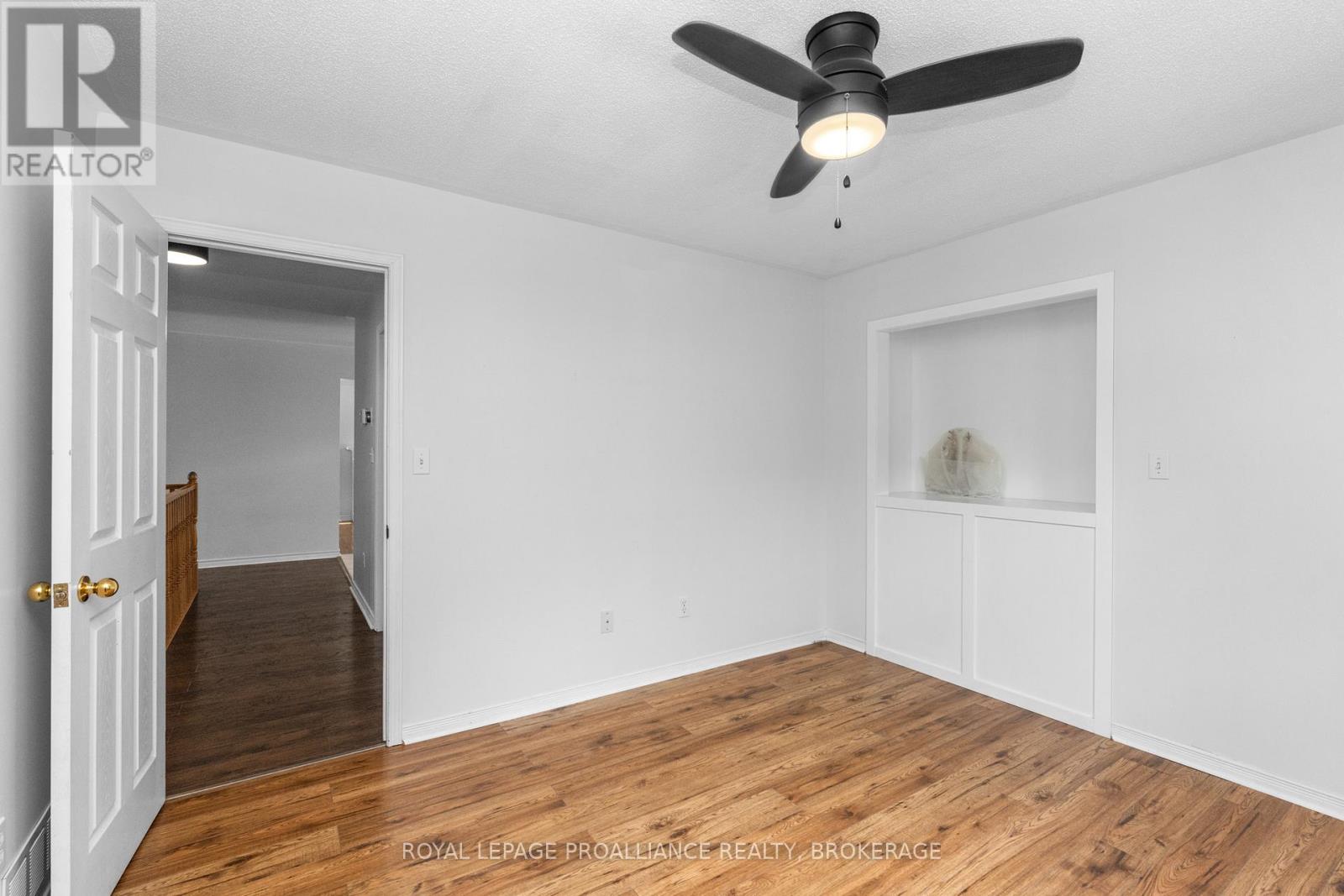 343 Sunrise Crescent, Kingston (East Gardiners Rd), Ontario  K7M 8A5 - Photo 17 - X12440828
