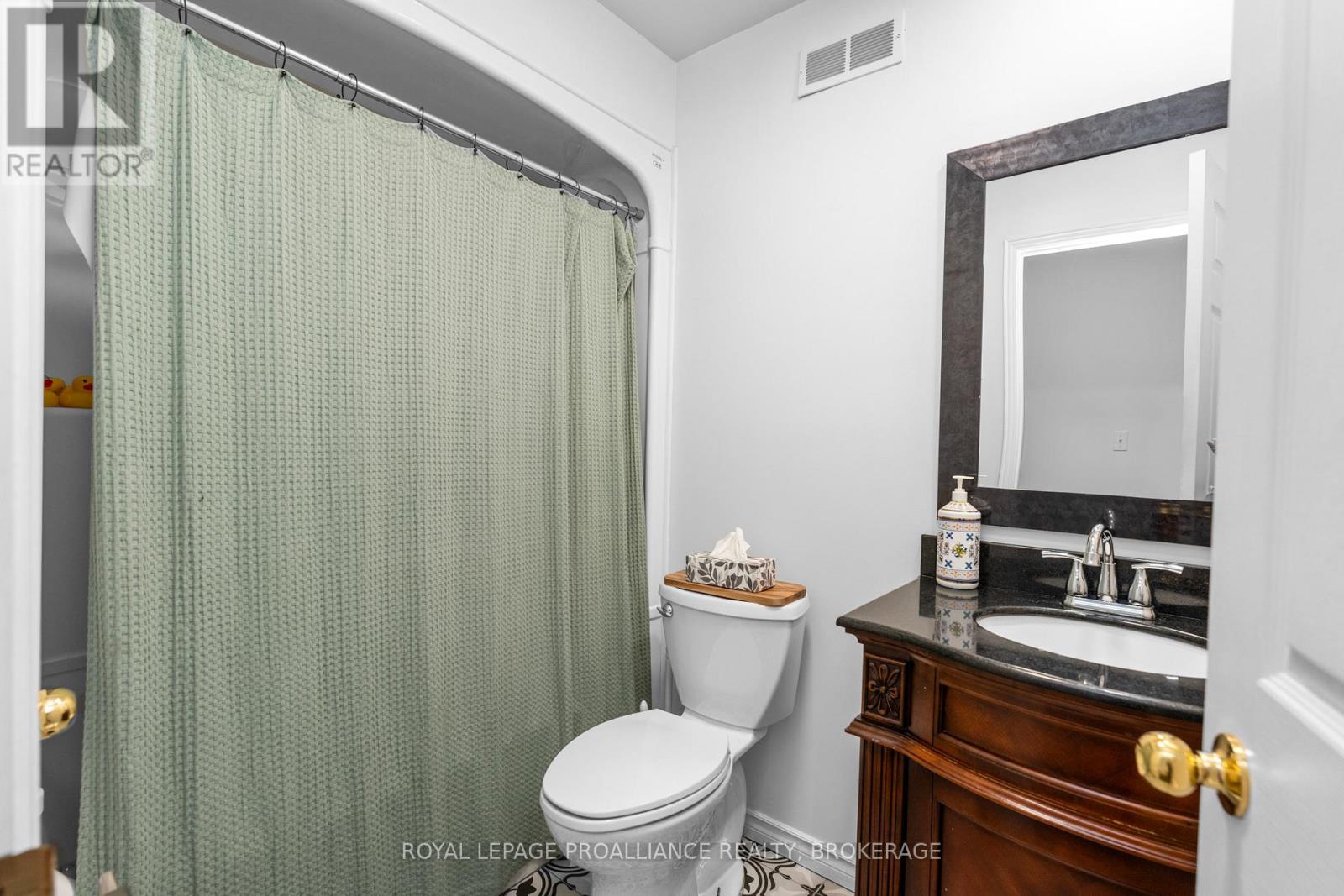 343 Sunrise Crescent, Kingston (East Gardiners Rd), Ontario  K7M 8A5 - Photo 23 - X12440828