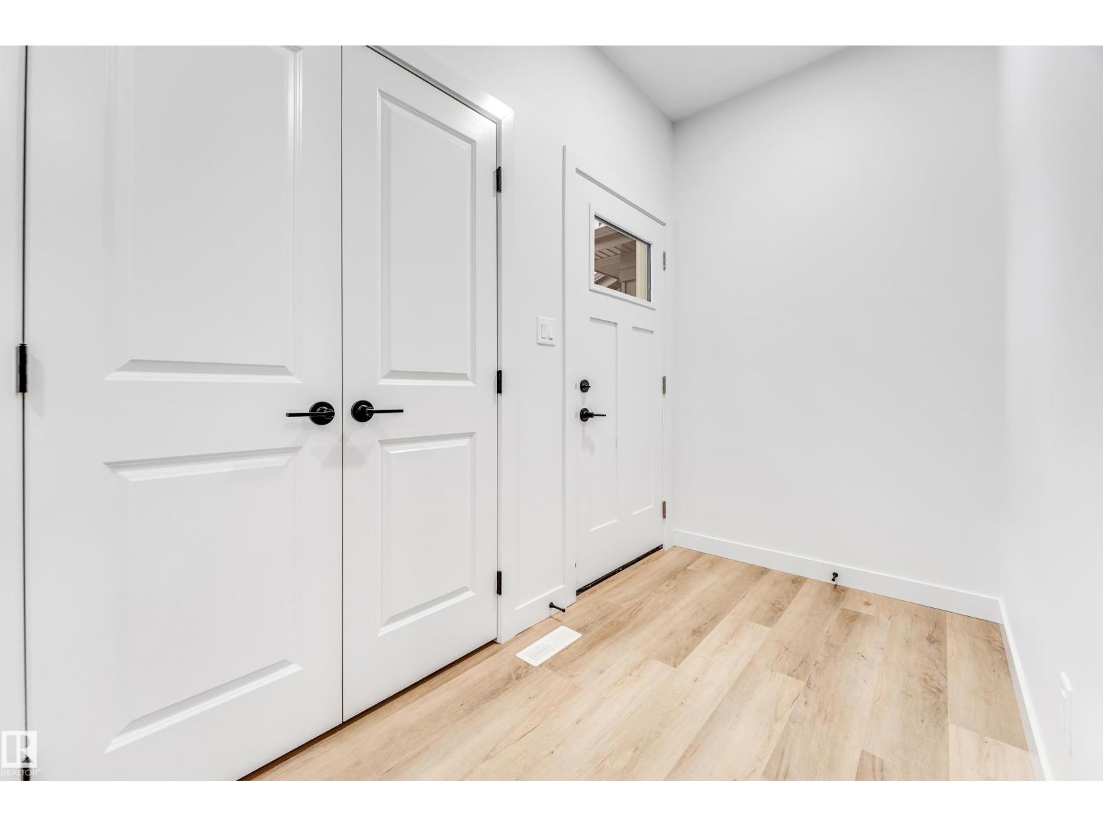 8723 181 Av Nw, Edmonton, Alberta  T5Z 0X2 - Photo 15 - E4460466