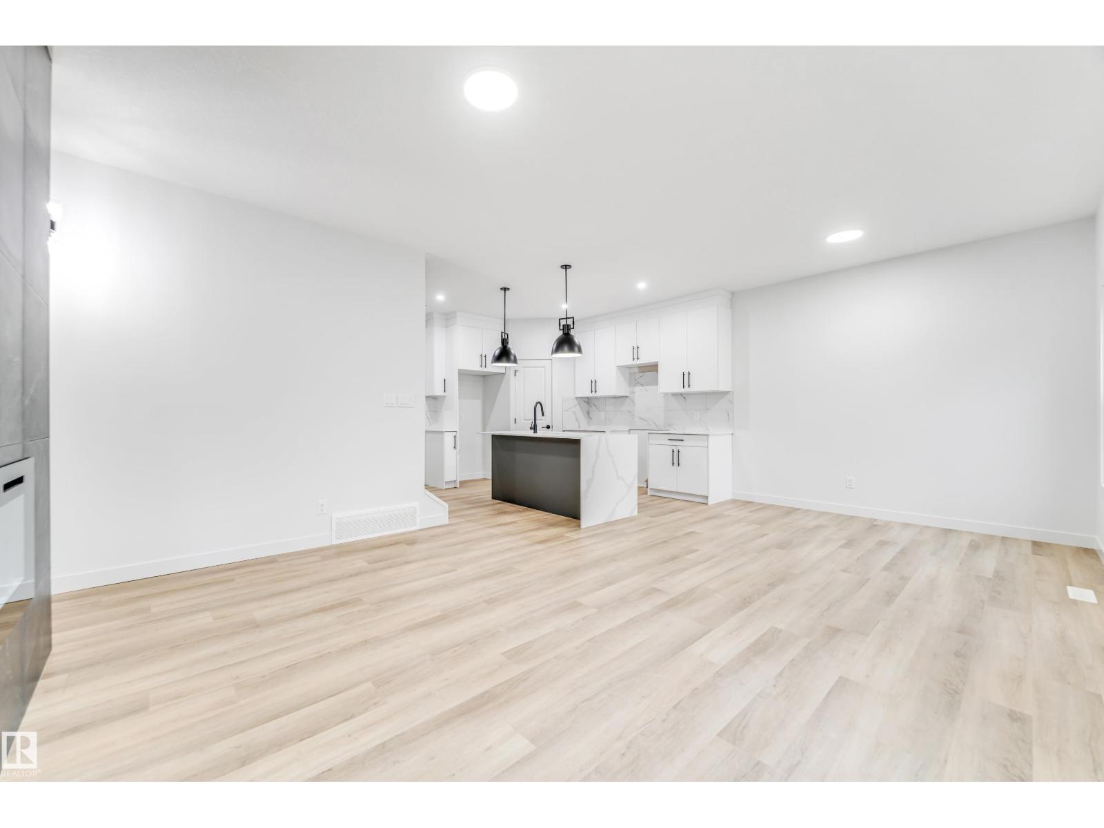 8723 181 Av Nw, Edmonton, Alberta  T5Z 0X2 - Photo 14 - E4460466