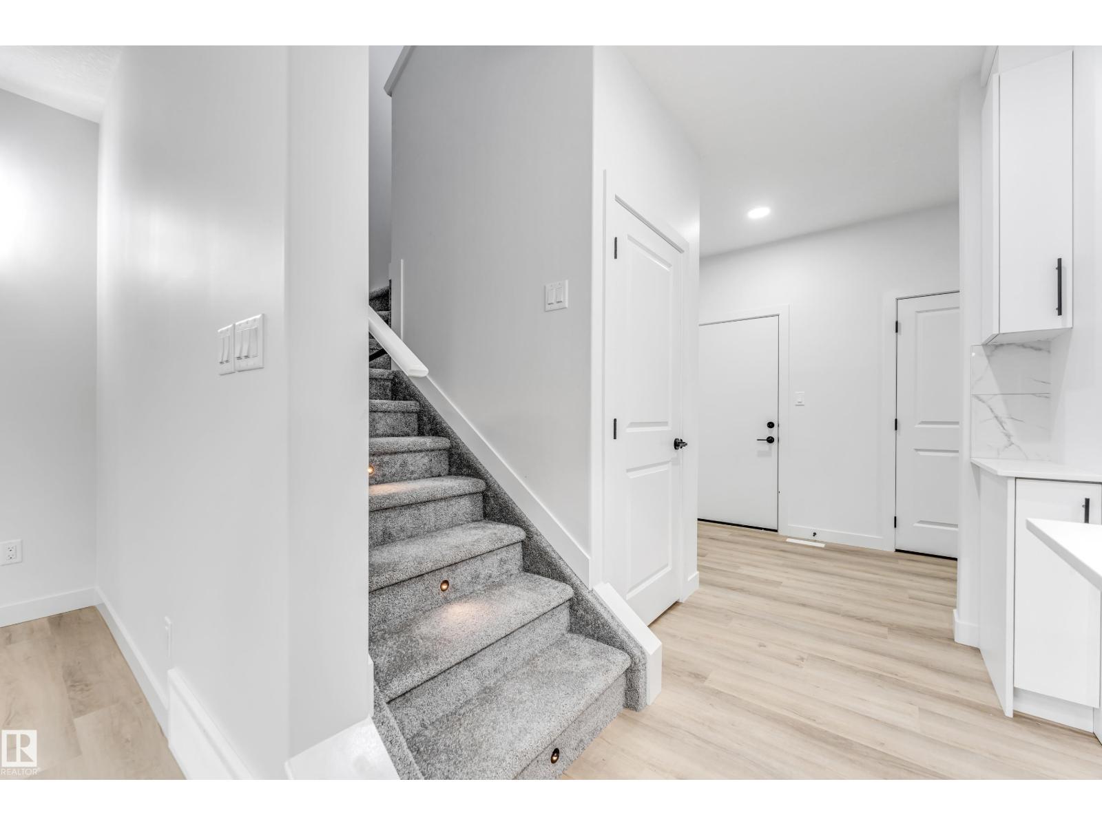 8723 181 Av Nw, Edmonton, Alberta  T5Z 0X2 - Photo 20 - E4460466