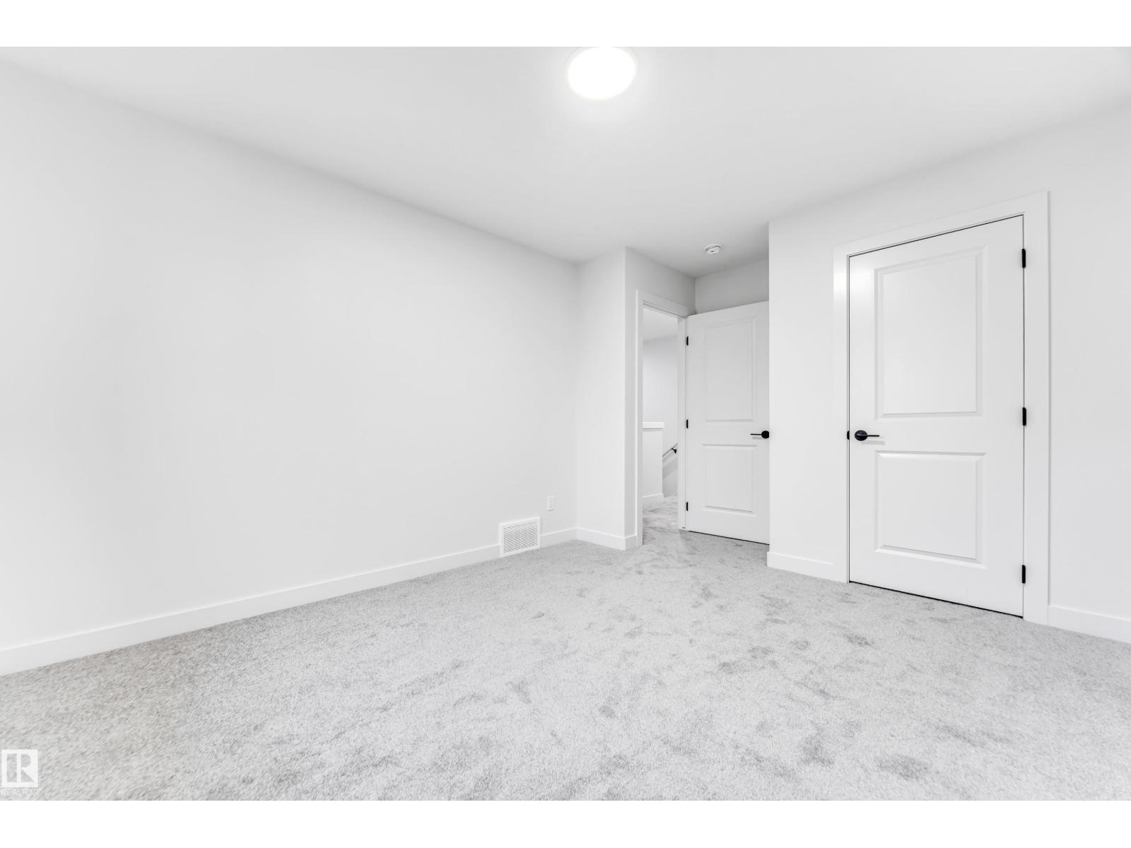 8723 181 Av Nw, Edmonton, Alberta  T5Z 0X2 - Photo 36 - E4460466