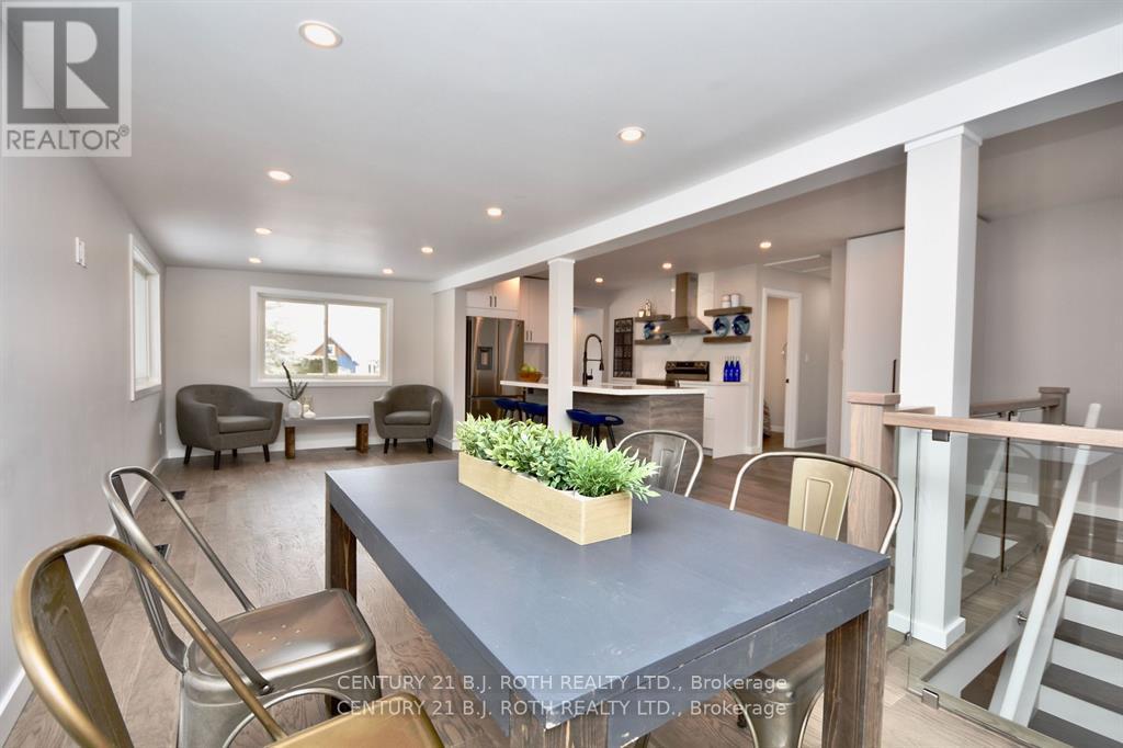 263 Robins Point Road, Tay, Ontario  L0K 2A0 - Photo 10 - S12440666