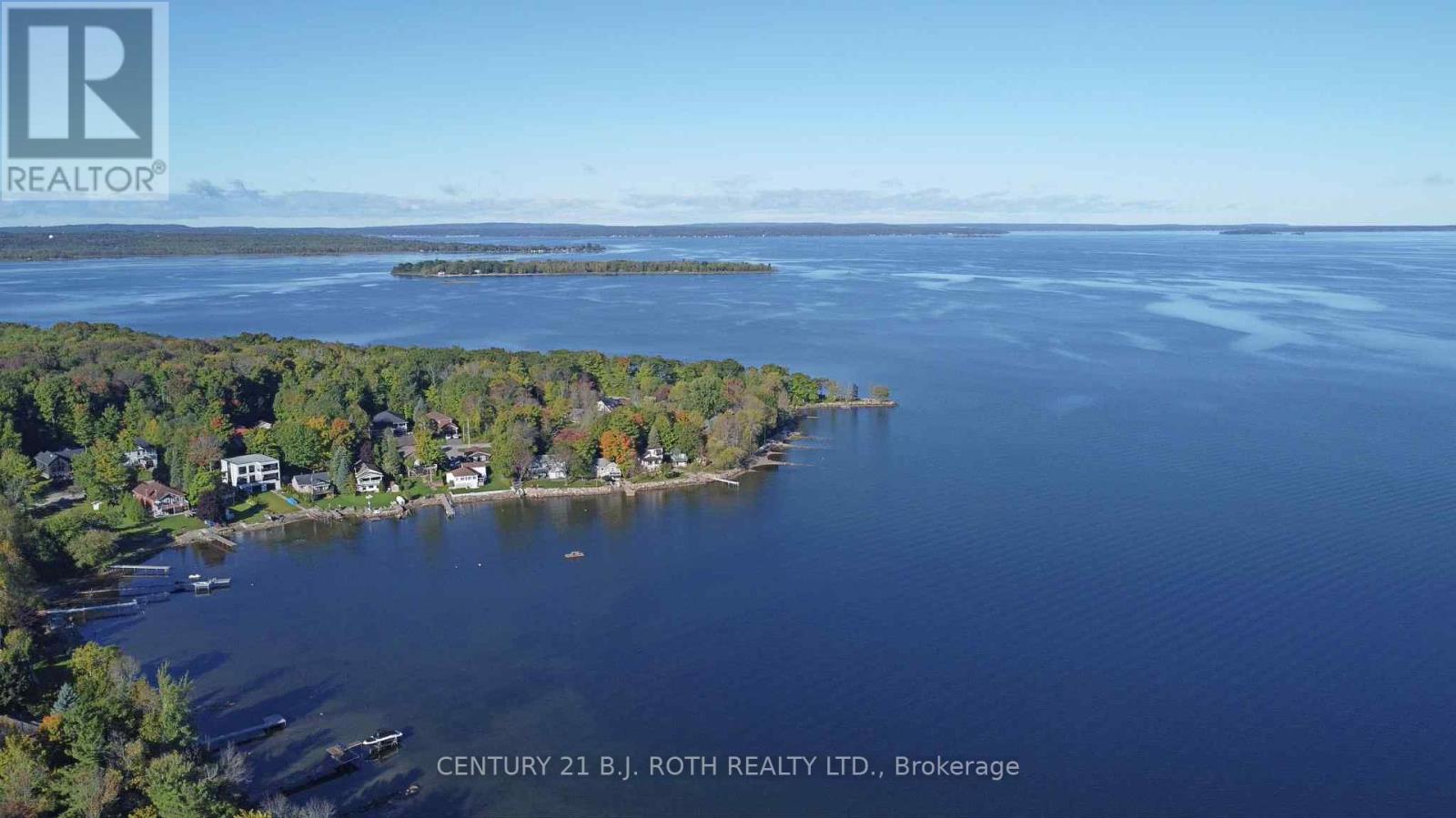 263 Robins Point Road, Tay, Ontario  L0K 2A0 - Photo 2 - S12440666