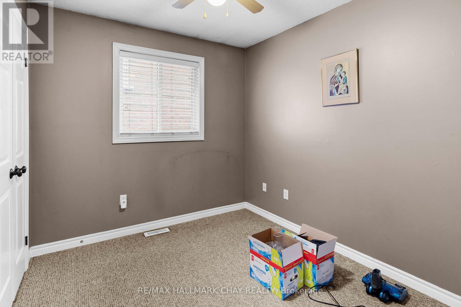 91 Ruffet Drive, Barrie, Ontario  L4N 0N7 - Photo 15 - S12440726