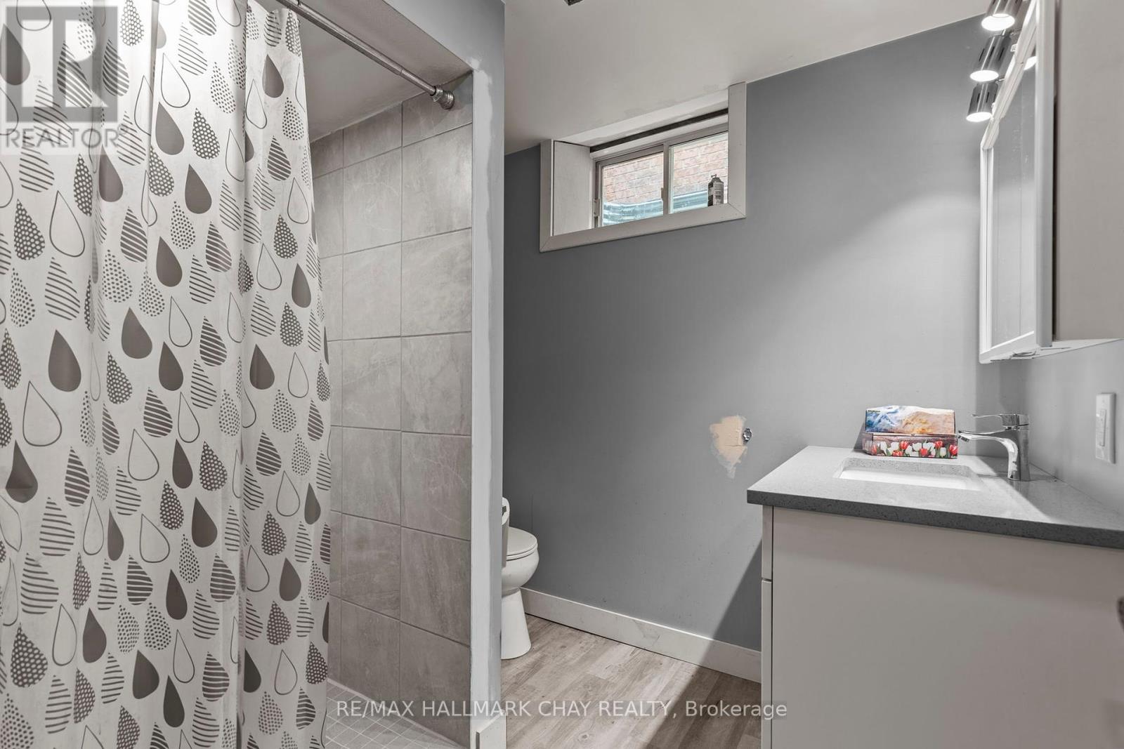 91 Ruffet Drive, Barrie, Ontario  L4N 0N7 - Photo 24 - S12440726