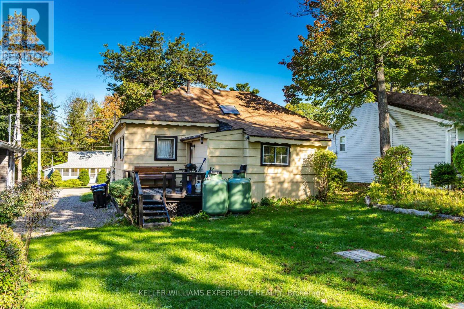 2007 Tiny Beaches Road S, Tiny, Ontario  L0L 1P1 - Photo 14 - S12440733