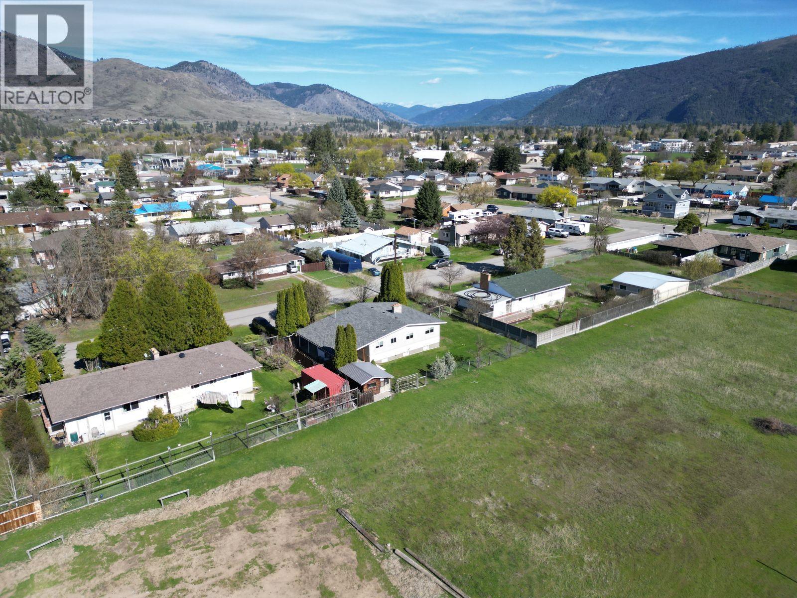 7551 23rd Street, Grand Forks, British Columbia  V0H 1H2 - Photo 38 - 10344745