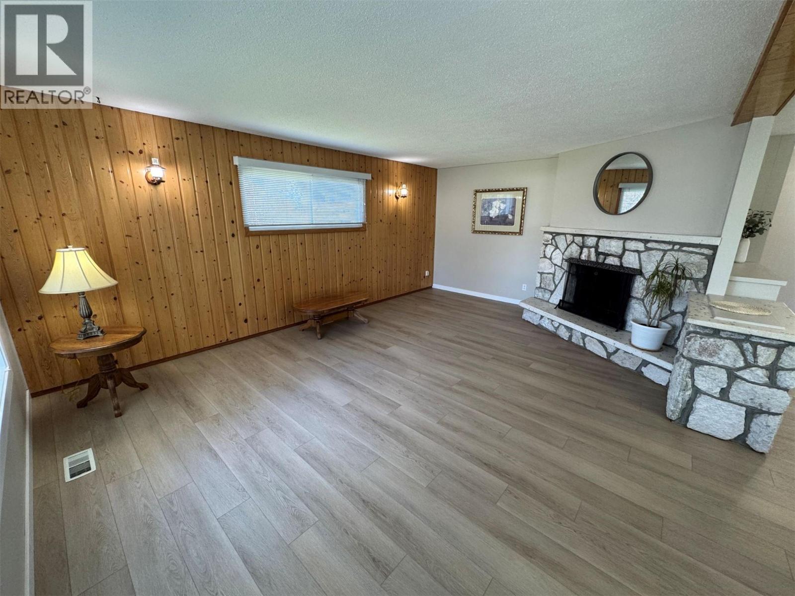 7551 23rd Street, Grand Forks, British Columbia  V0H 1H2 - Photo 7 - 10344745