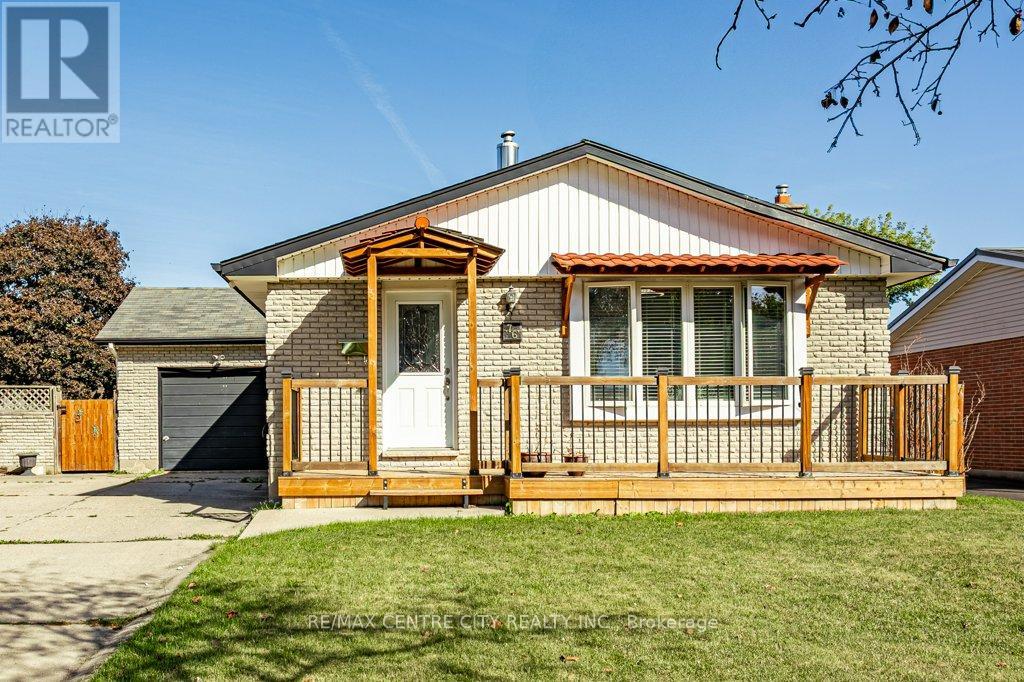 76 Fitzroy Place, London South, Ontario  N6E 1J1 - Photo 1 - X12440819