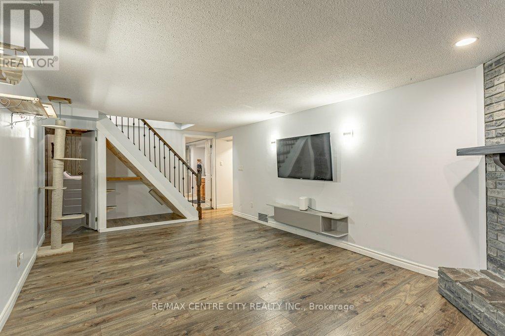 76 Fitzroy Place, London South, Ontario  N6E 1J1 - Photo 17 - X12440819