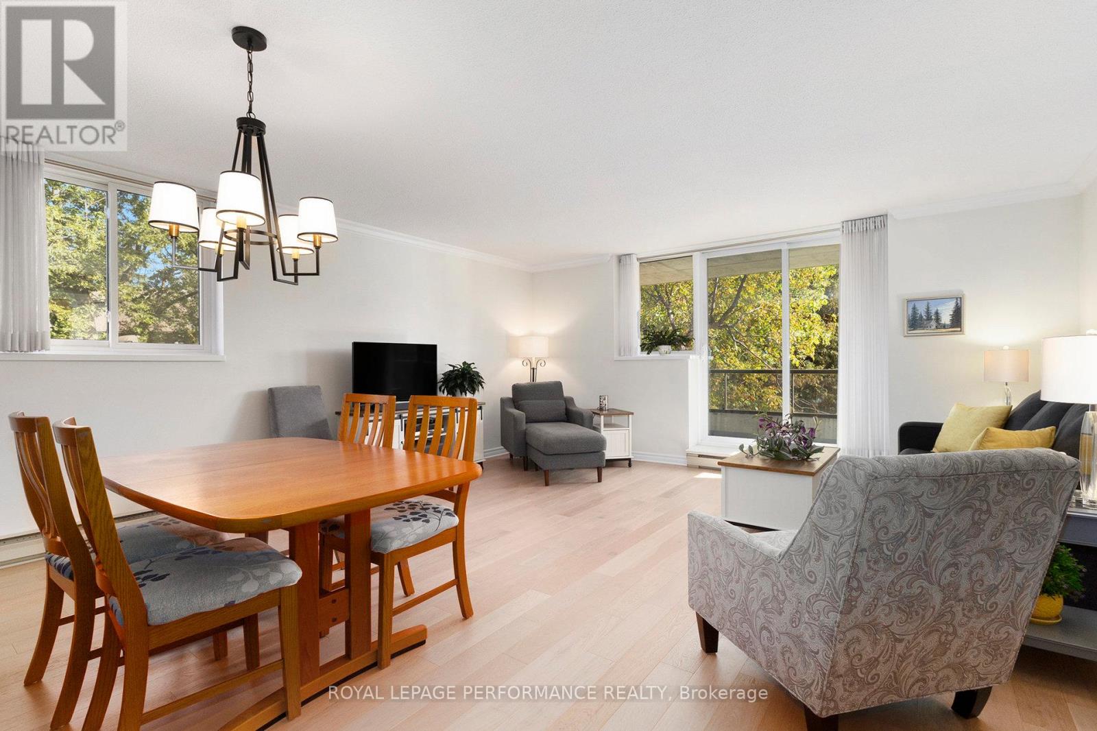 101 - 1705 Playfair Drive, Ottawa, Ontario  K1H 8P6 - Photo 7 - X12440793
