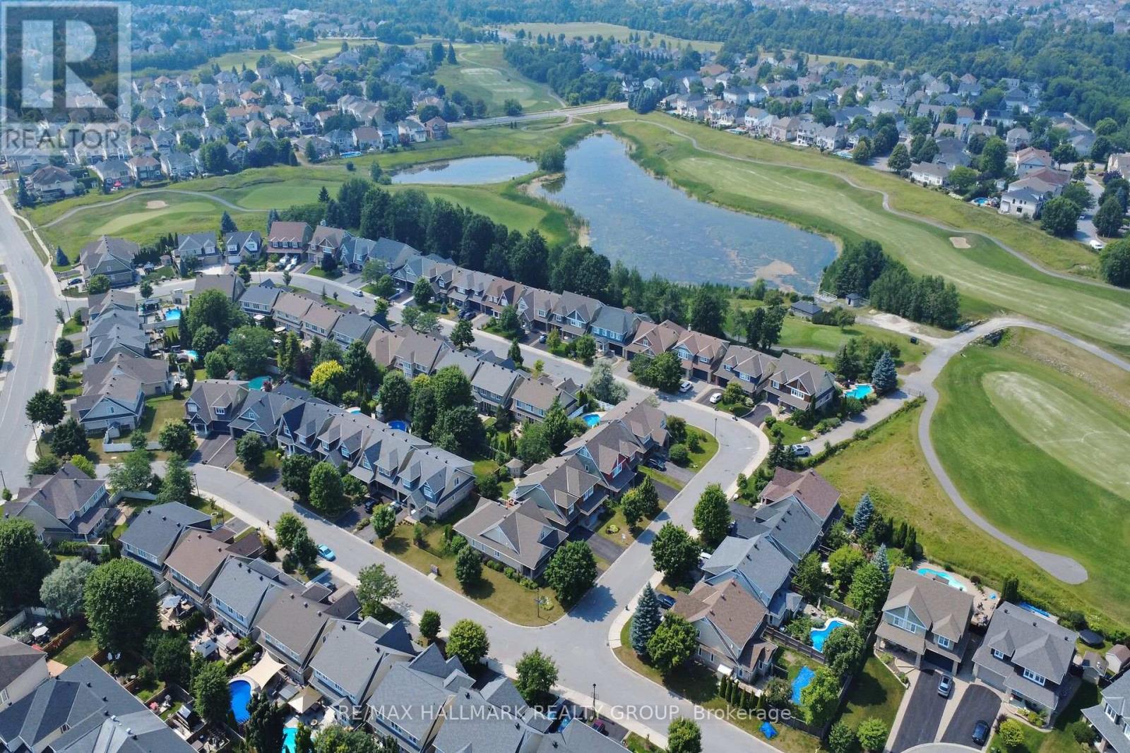 30 OAKBRIAR CRESCENT, Ottawa, Ontario