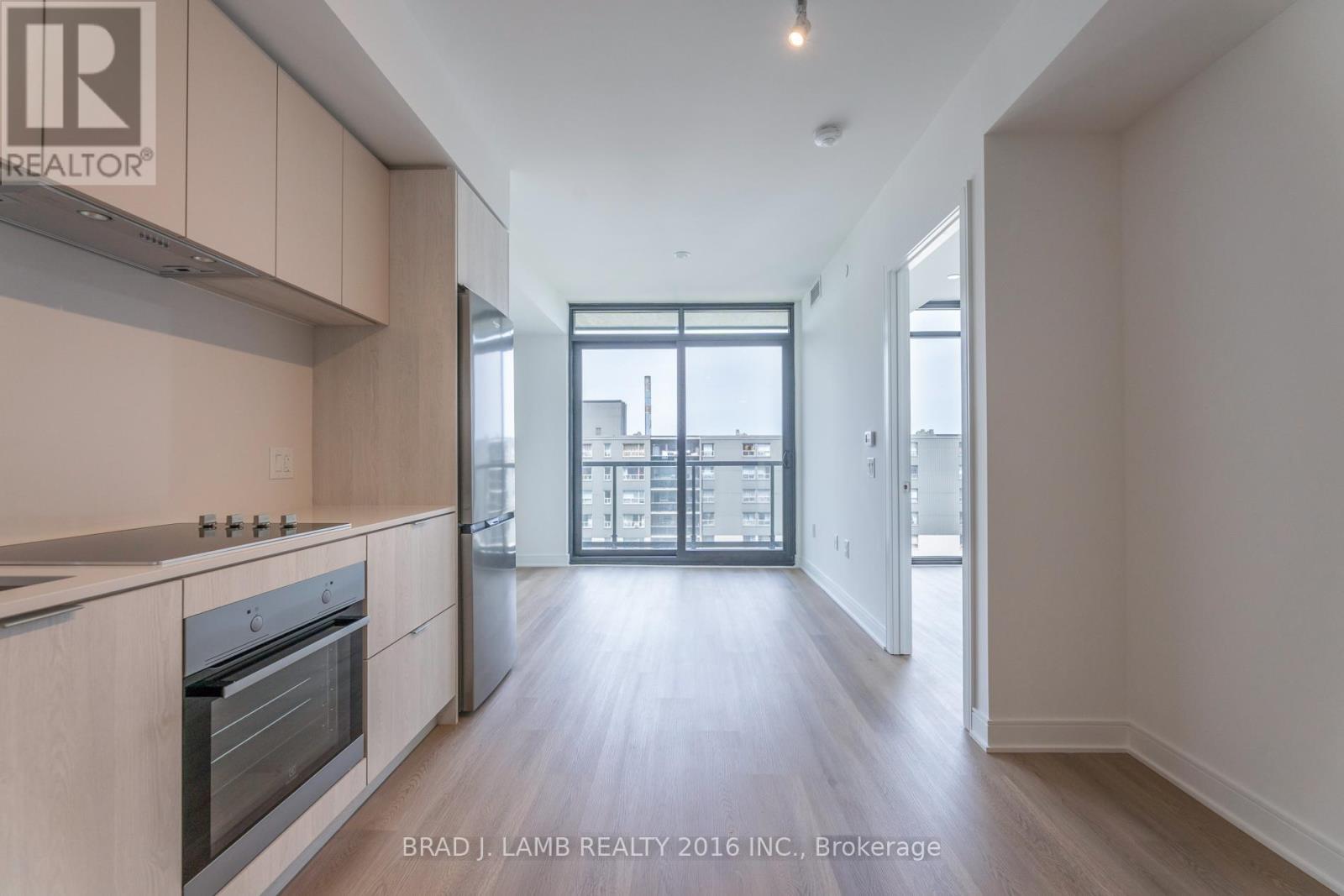 1010 - 86 Dundas Street E, Mississauga, Ontario  L5A 0B1 - Photo 12 - W12440669