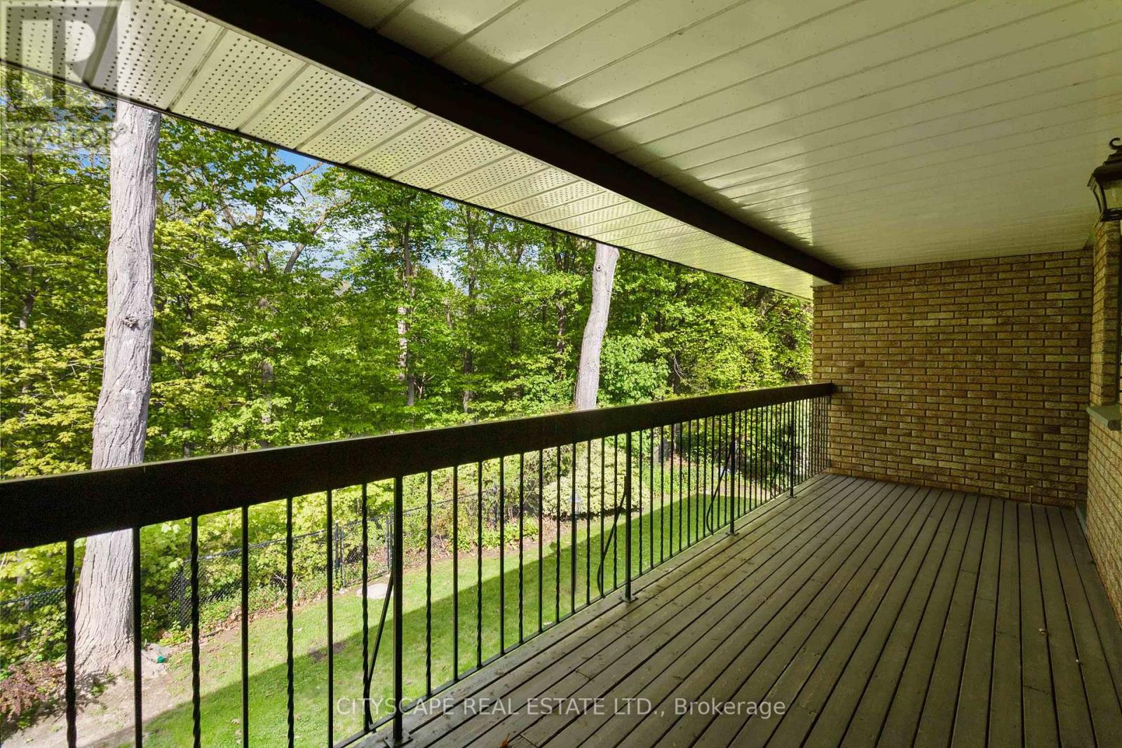 1836 Friar Tuck Court, Mississauga, Ontario  L5K 2L4 - Photo 27 - W12440683