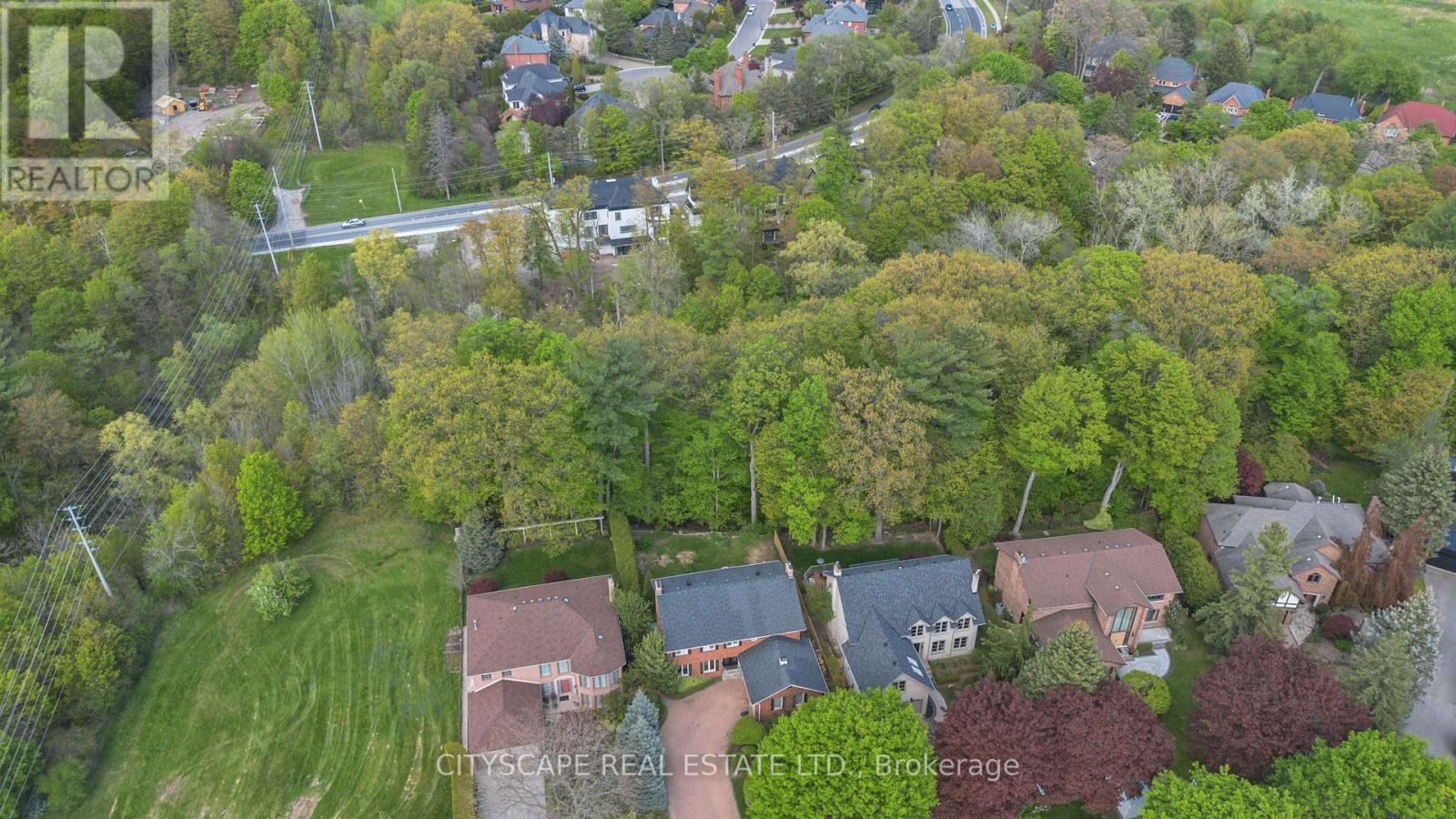1836 Friar Tuck Court, Mississauga, Ontario  L5K 2L4 - Photo 42 - W12440683