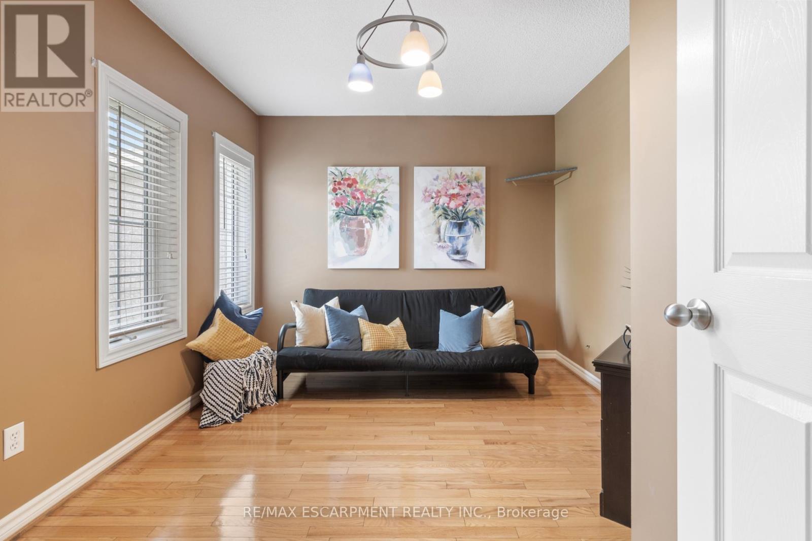 5414 Kinglet Avenue, Mississauga (East Credit), Ontario  L5V 2C8 - Photo 29 - W12440689