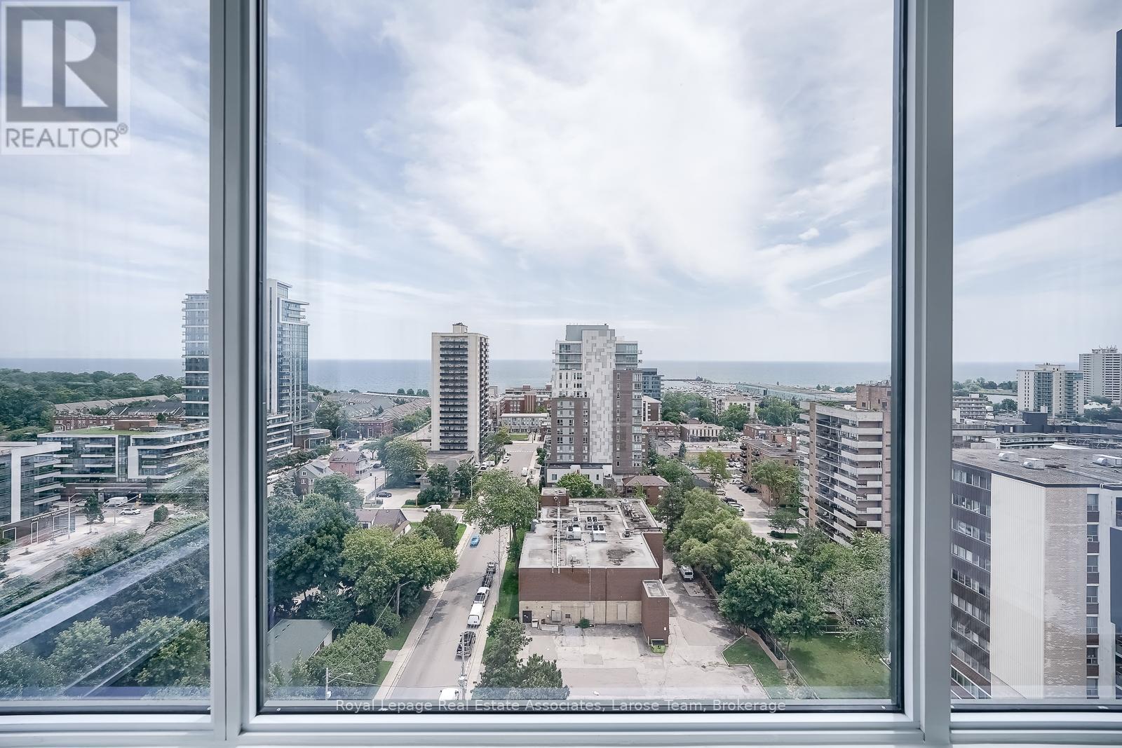 1307 - 28 Ann Street, Mississauga, Ontario  L5G 3G1 - Photo 10 - W12440691