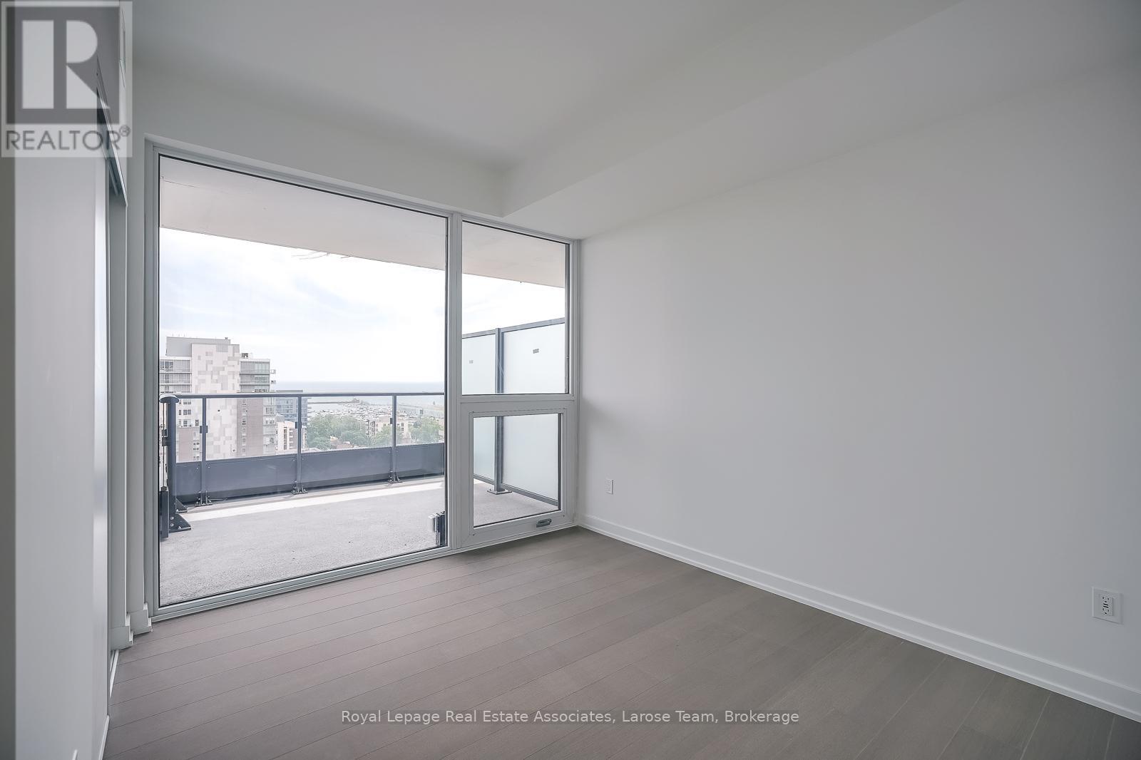 1307 - 28 Ann Street, Mississauga, Ontario  L5G 3G1 - Photo 12 - W12440691
