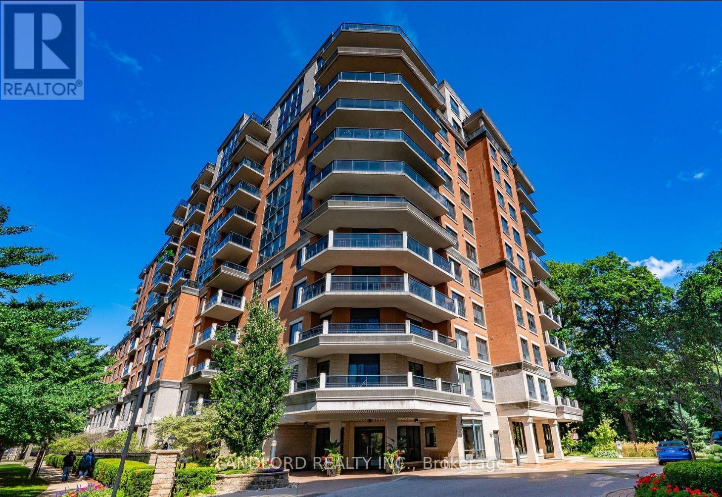 402 - 1 Lomond Drive, Toronto, Ontario  M8X 2Z3 - Photo 14 - W12440694