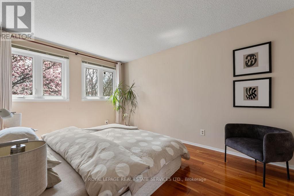 161 Riverview Street, Oakville (Br Bronte), Ontario  L6L 5S2 - Photo 14 - W12440723